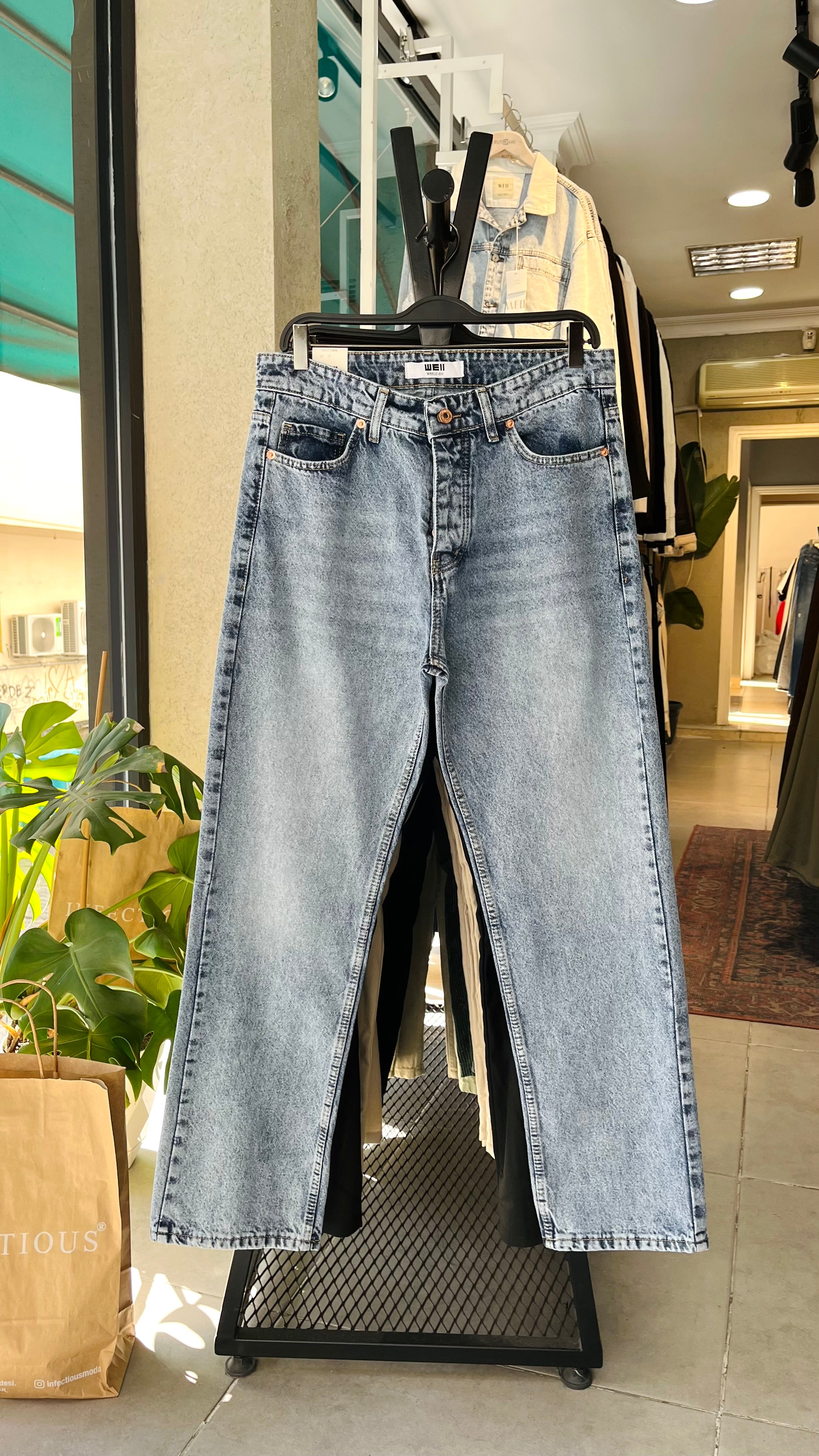 Baggy Açık Mavi Yıkamalı Jean 3324