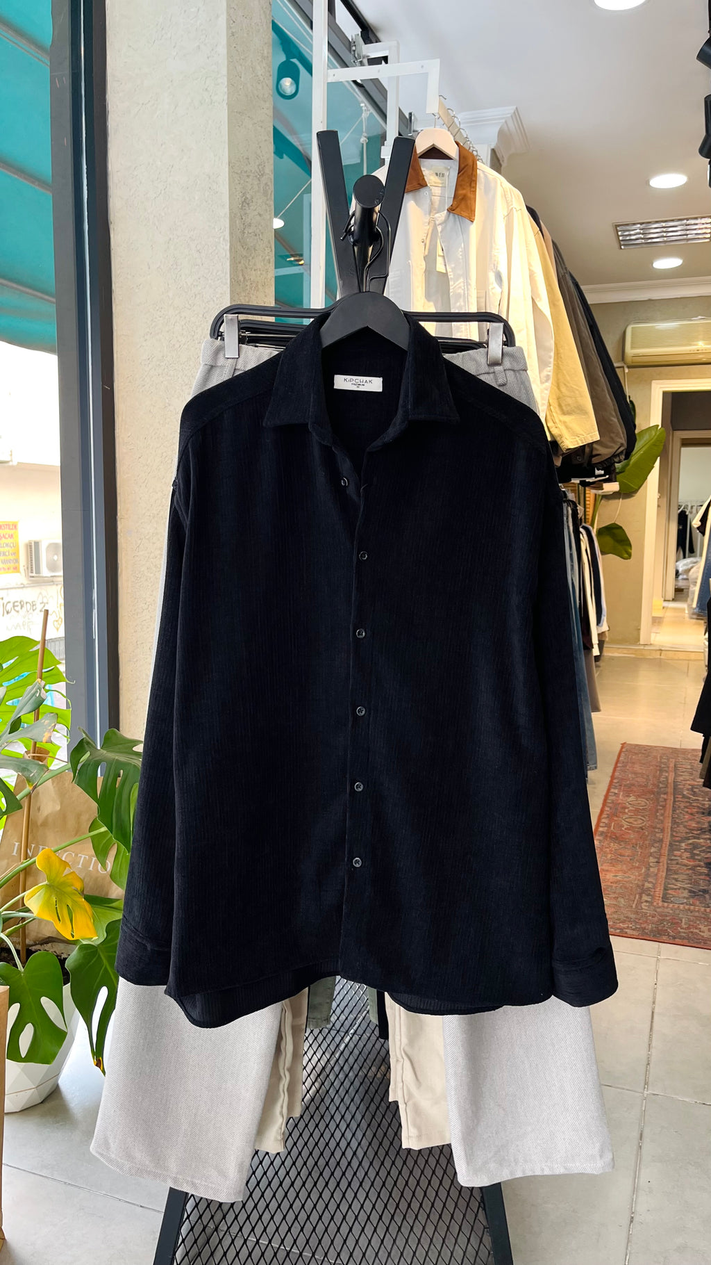 Oversize Siyah Kadife Gömlek 5430