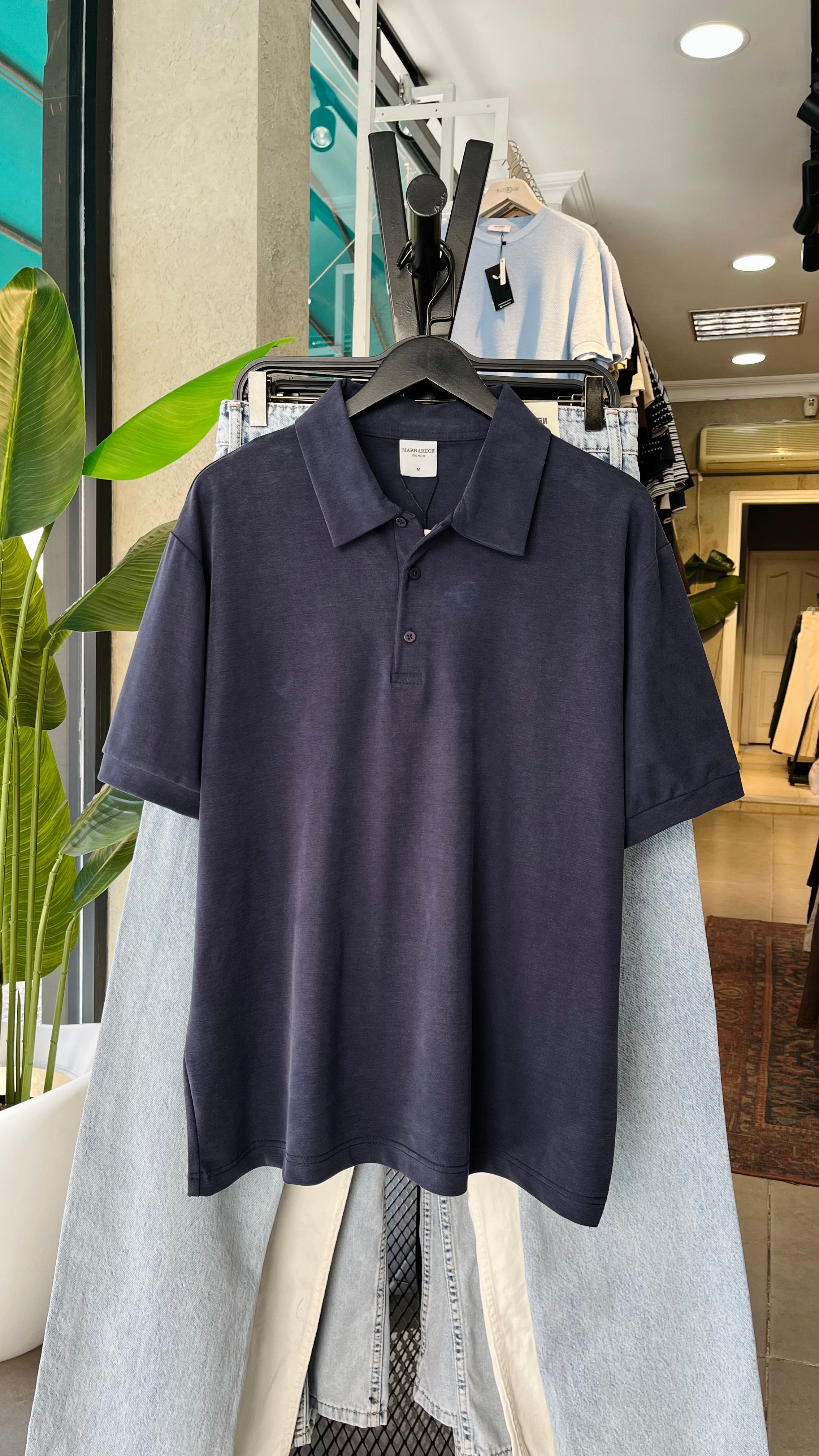 Rahat Kalıp Lacivert Yakalı Tshirt 9385