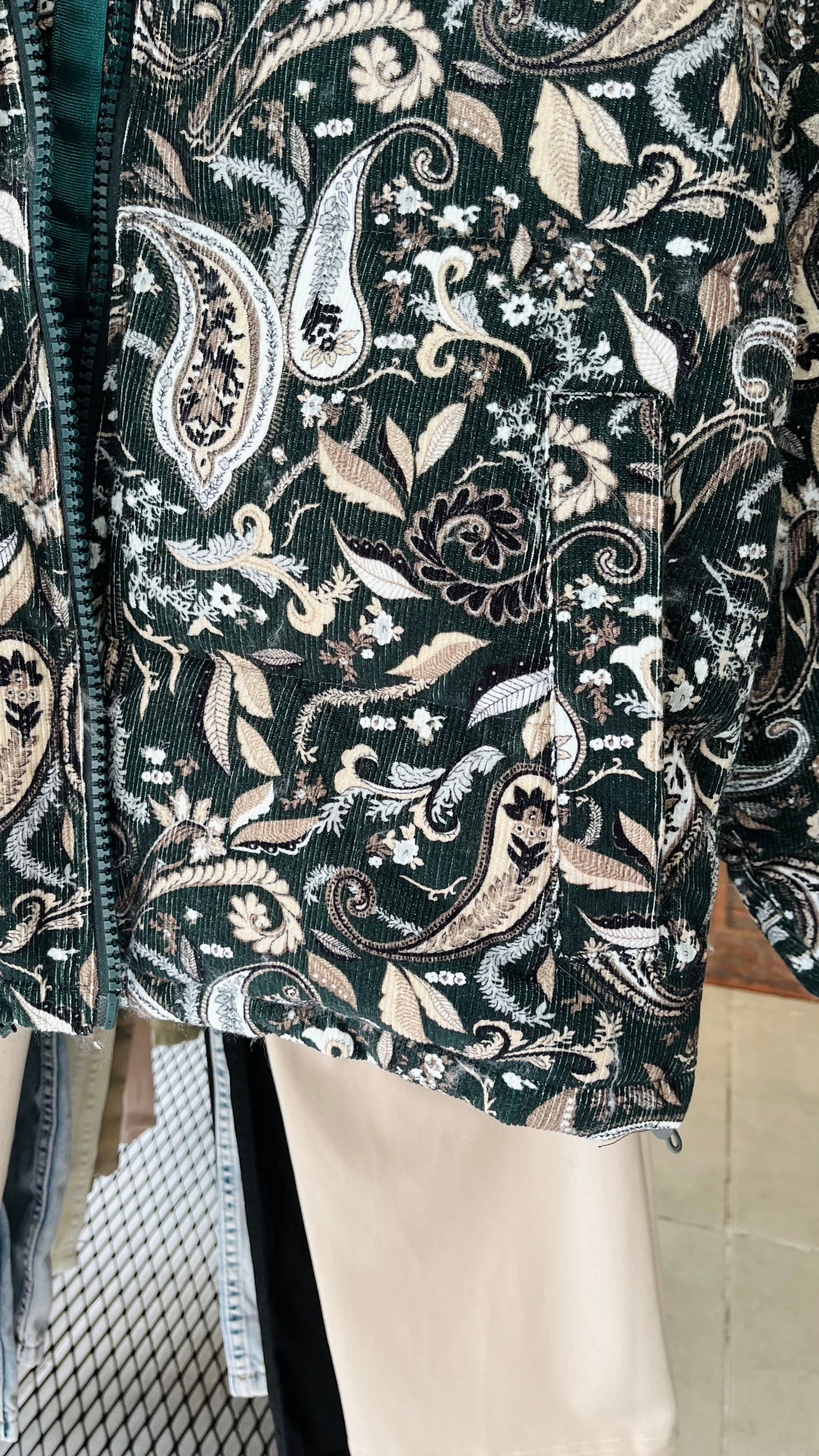 Desenli Kadife Şişme Yeşil Mont 2049