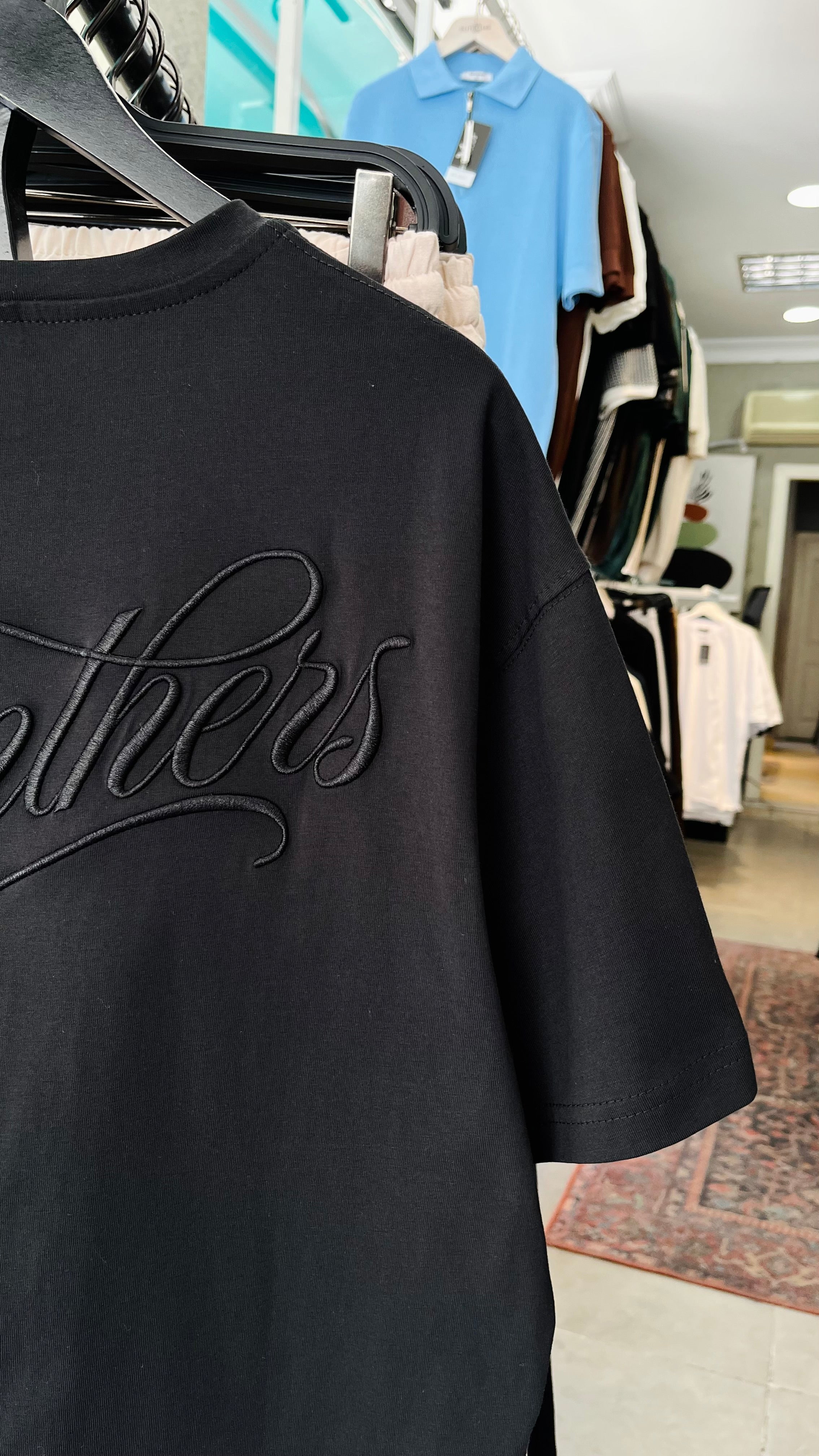 Oversize Panthers Siyah Sırt Nakışlı Tshirt – Siyah 9272