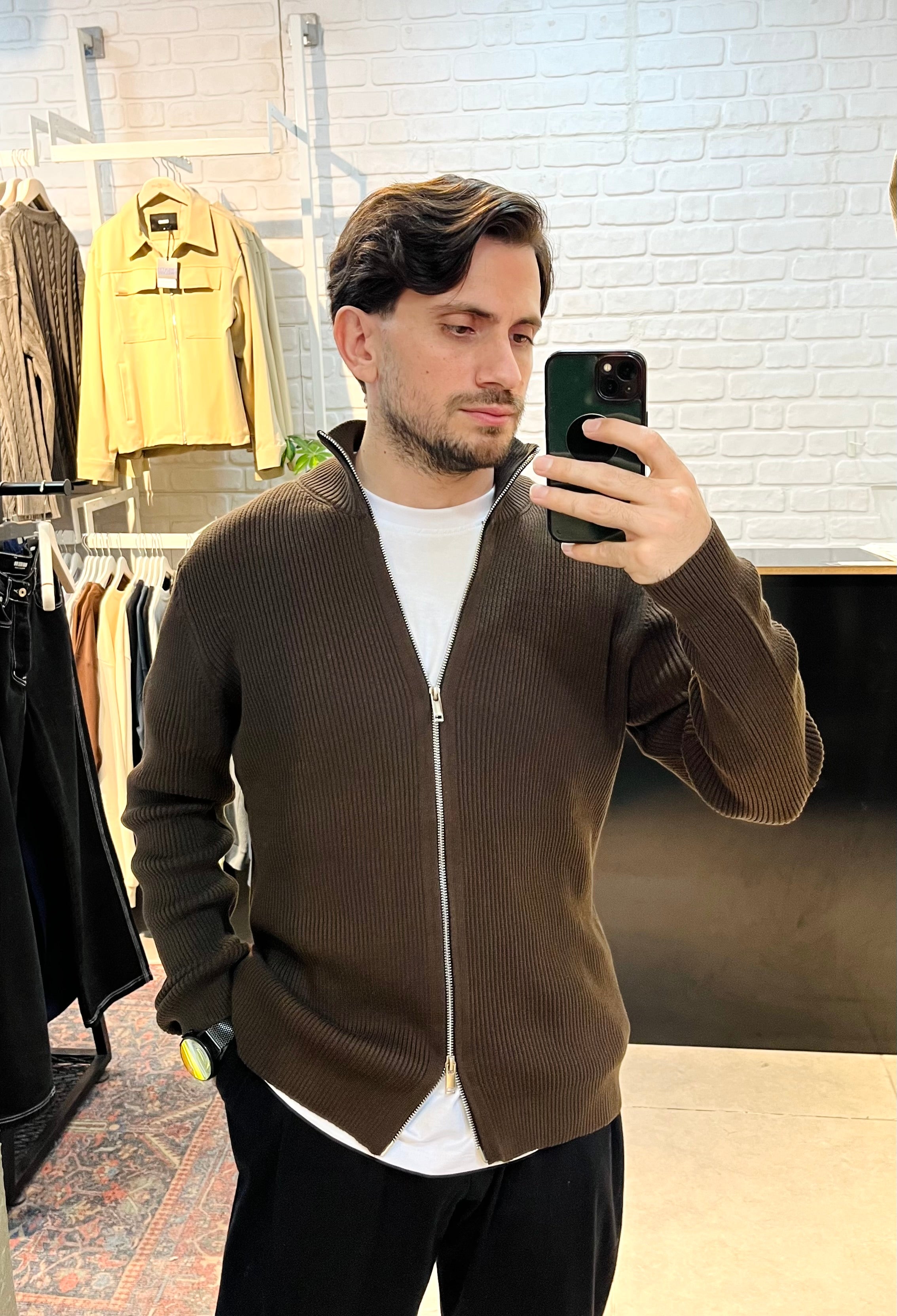 Kahverengi Fermuarlı Hırka 7016