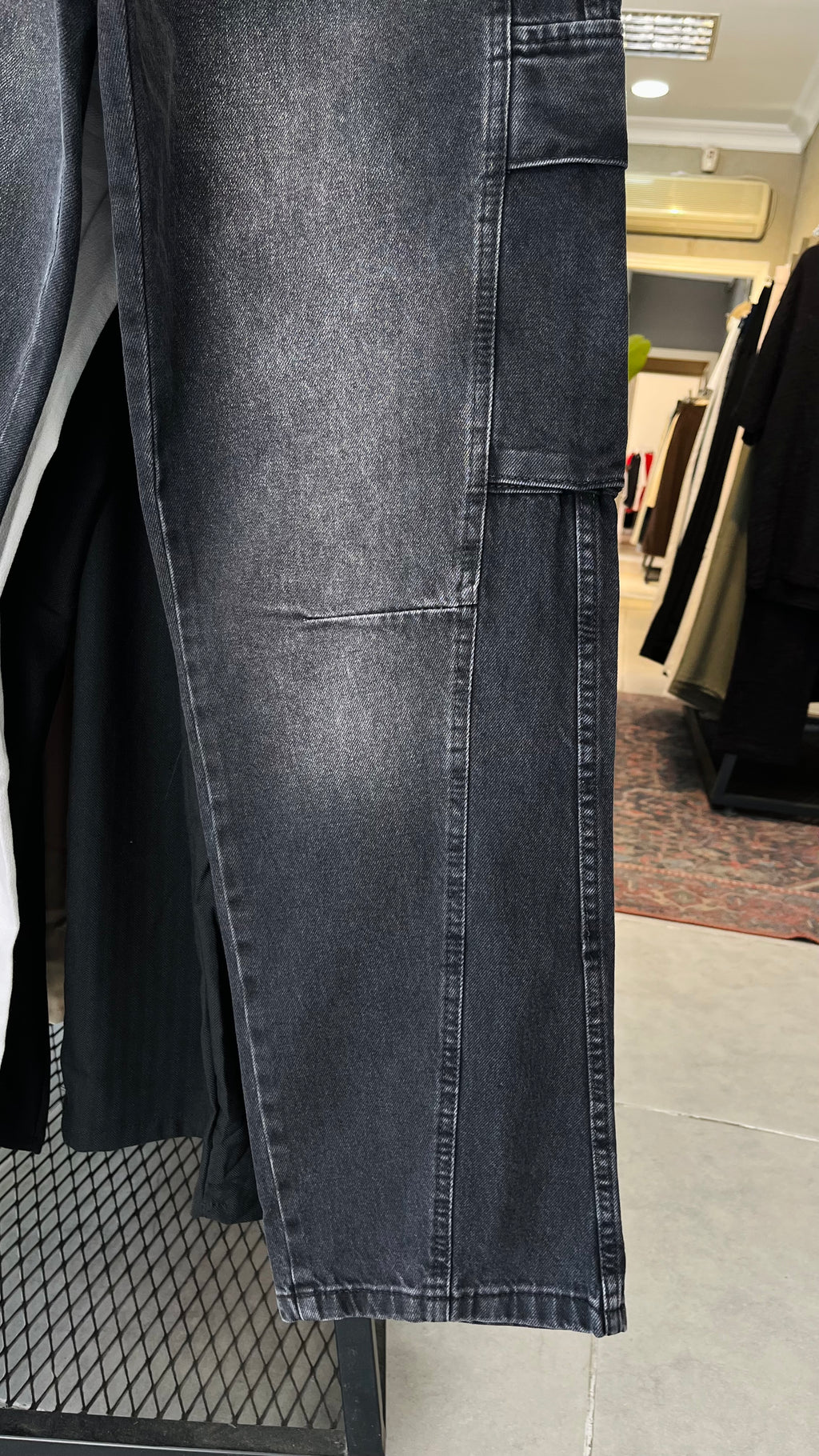 Baggy Siyah Yıkamalı Kargo Cepli Jean 3318