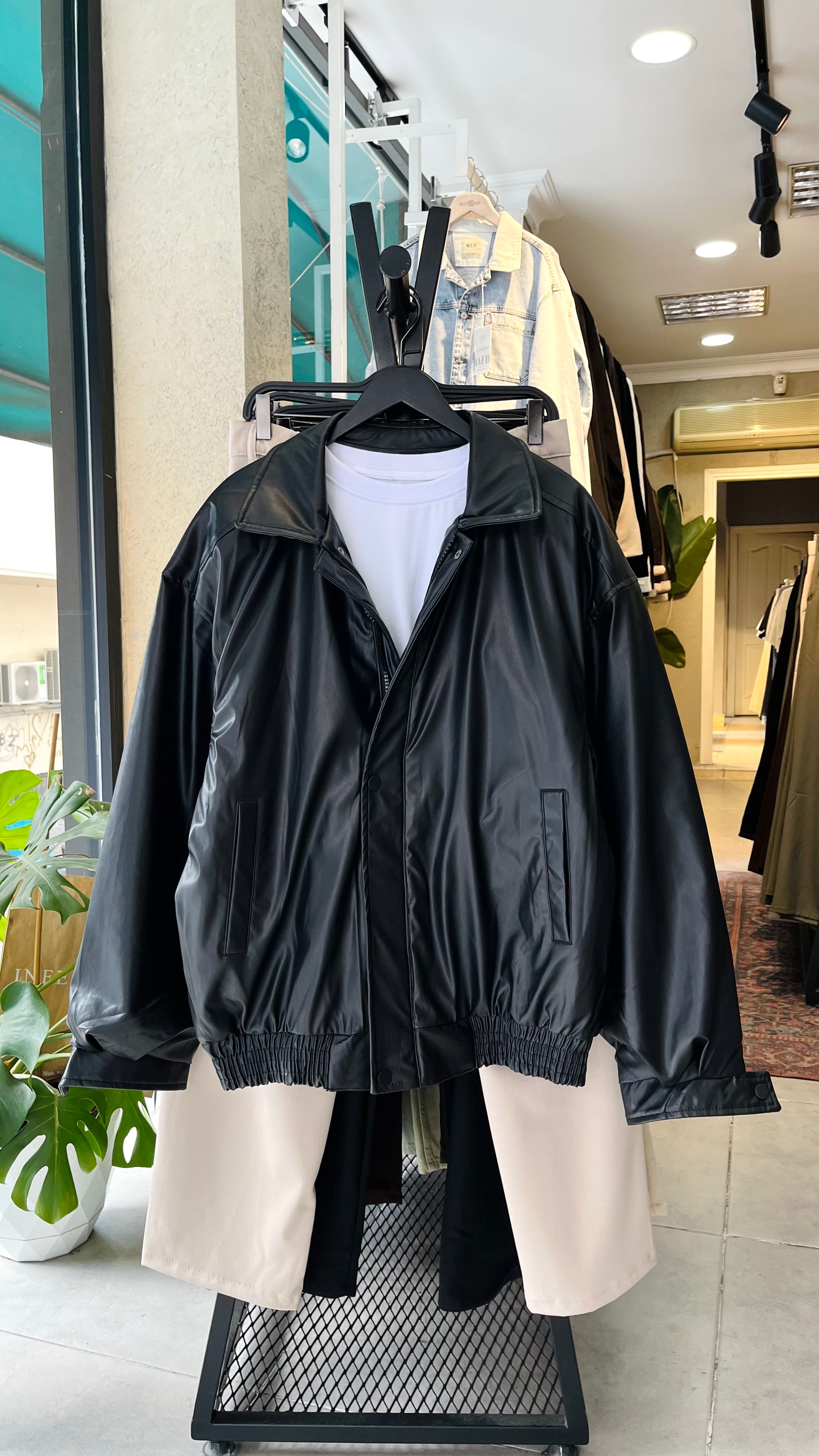 Oversize Siyah Deri Mont 2028