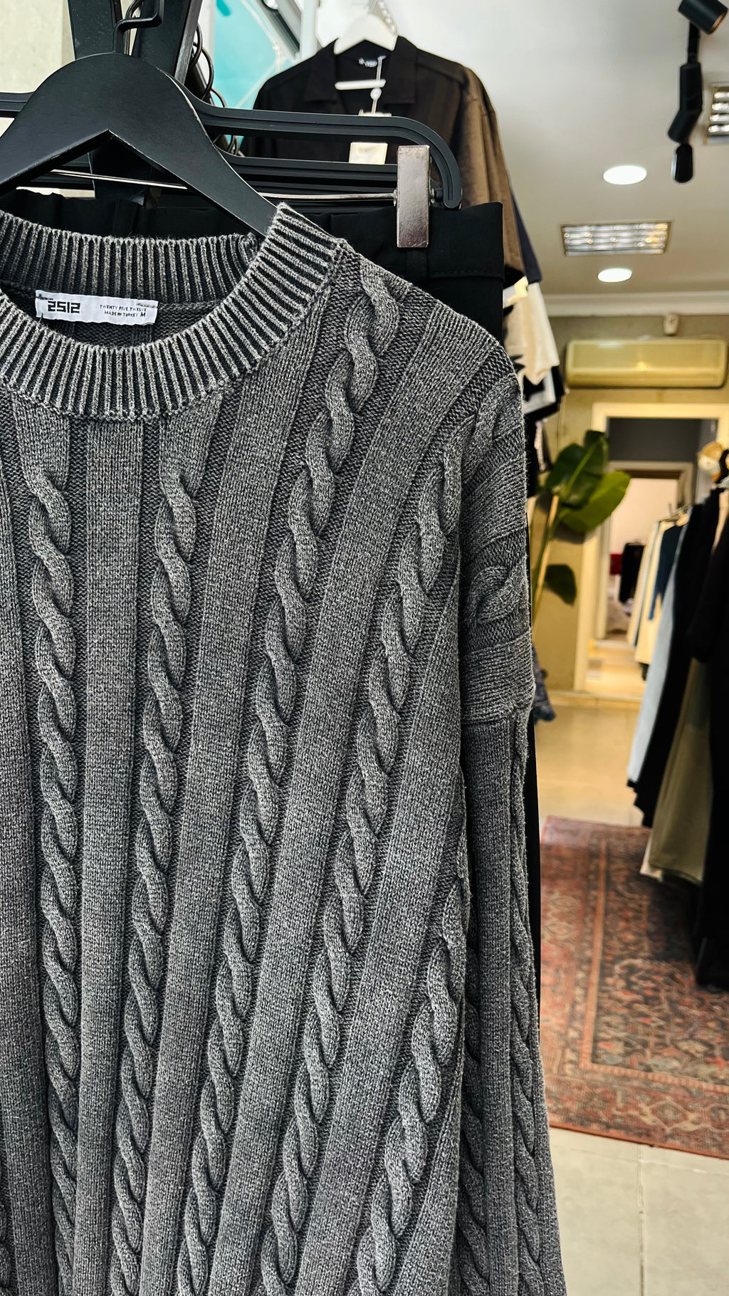 Oversize Örgü Desenli Yıkamalı Siyah Triko 7006