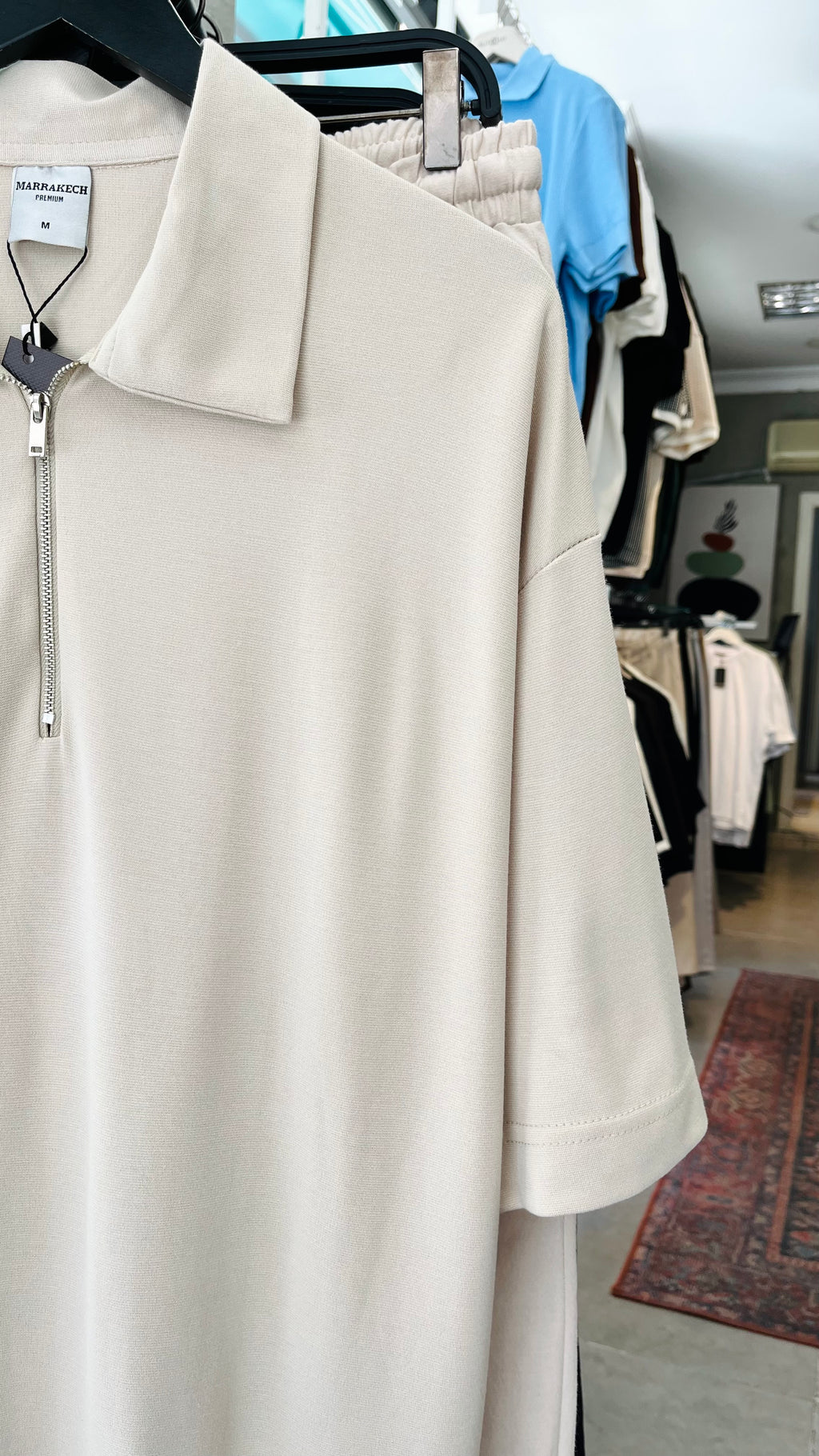 Oversize Bej Yakalı Fermuarlı Tshirt – Bej 9261