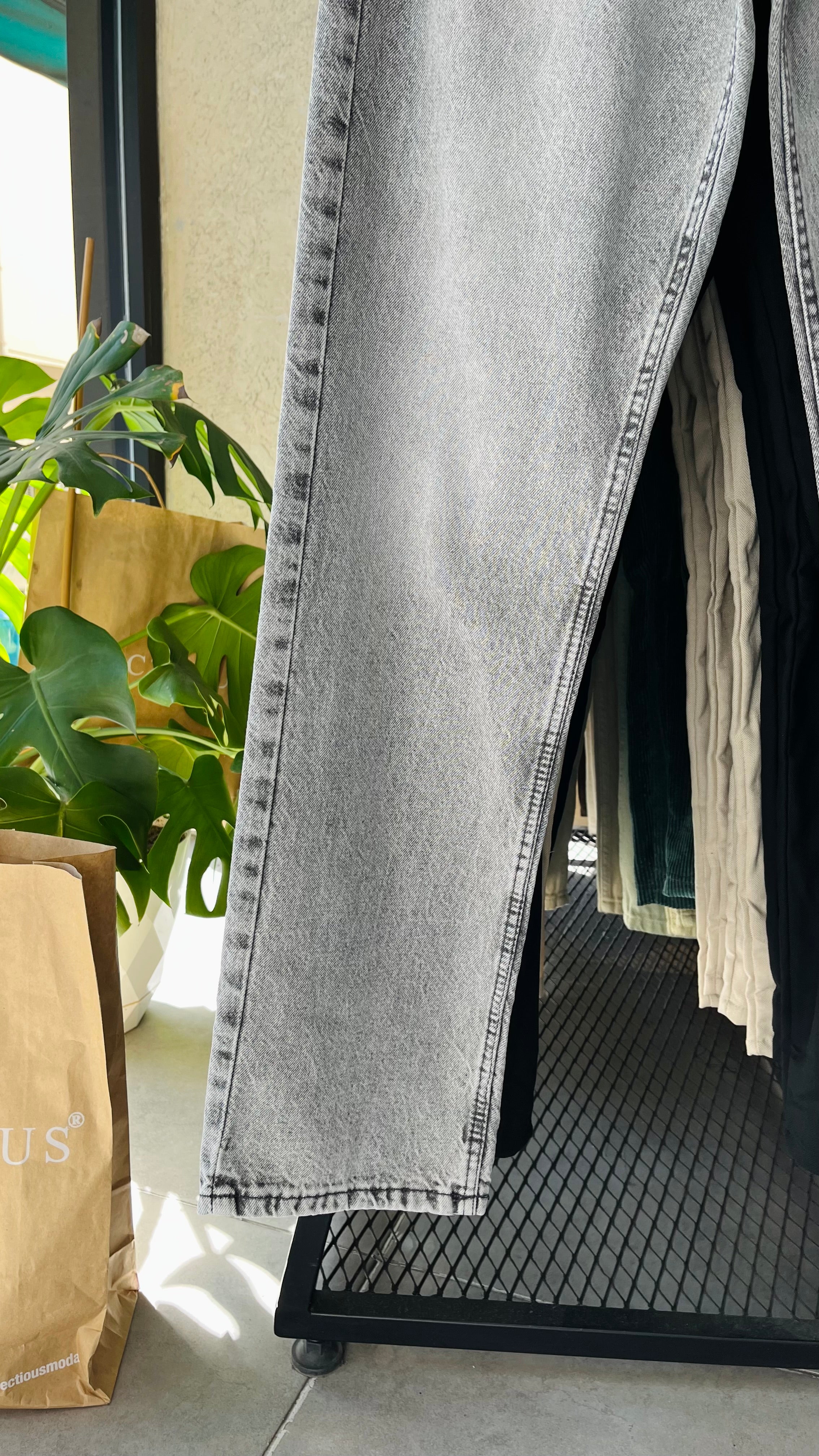 Baggy Gri Yırtık Detaylı Jean 3327
