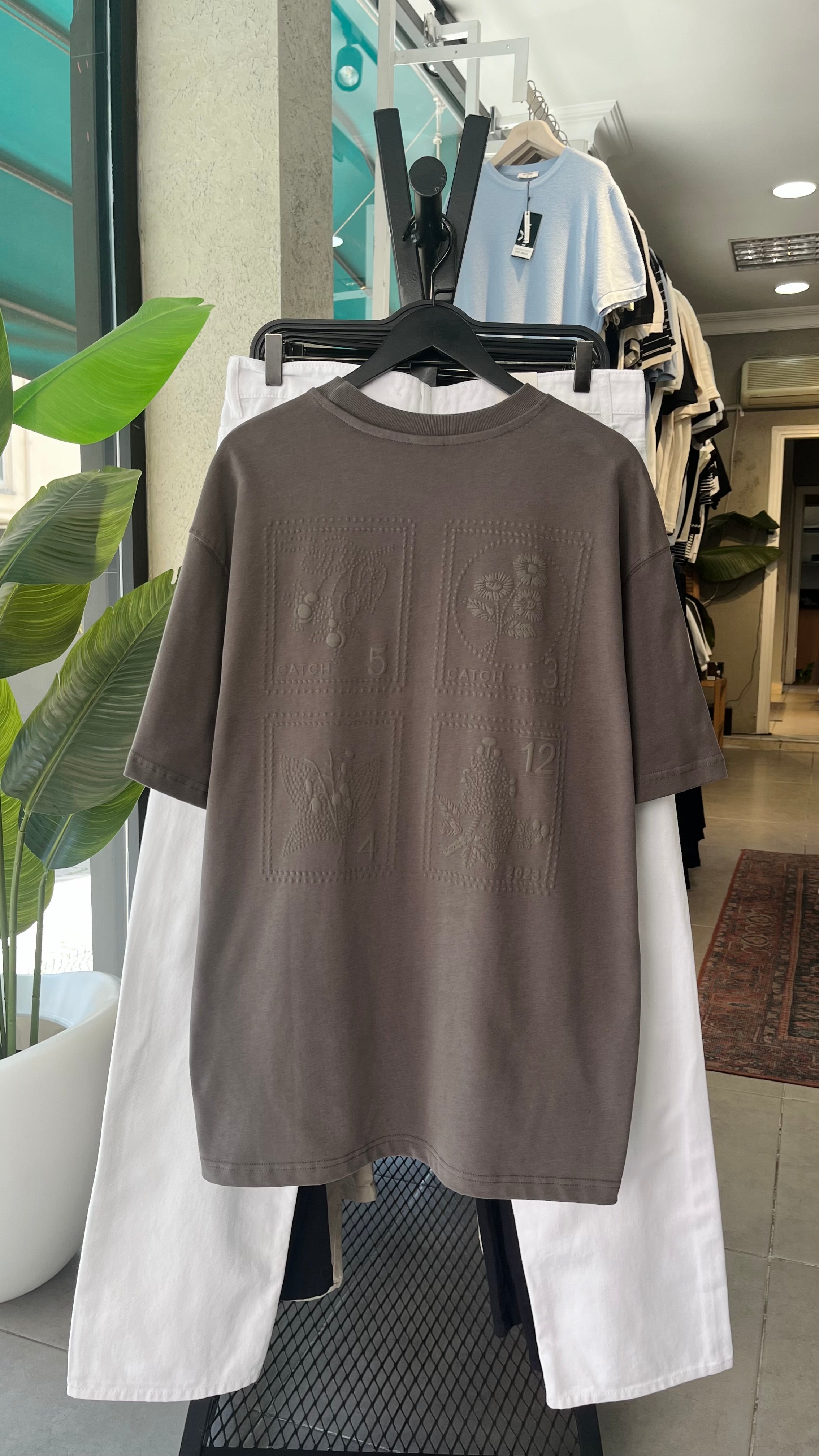 Oversize Sırt Baskılı Vizon Rengi Tshirt 9412