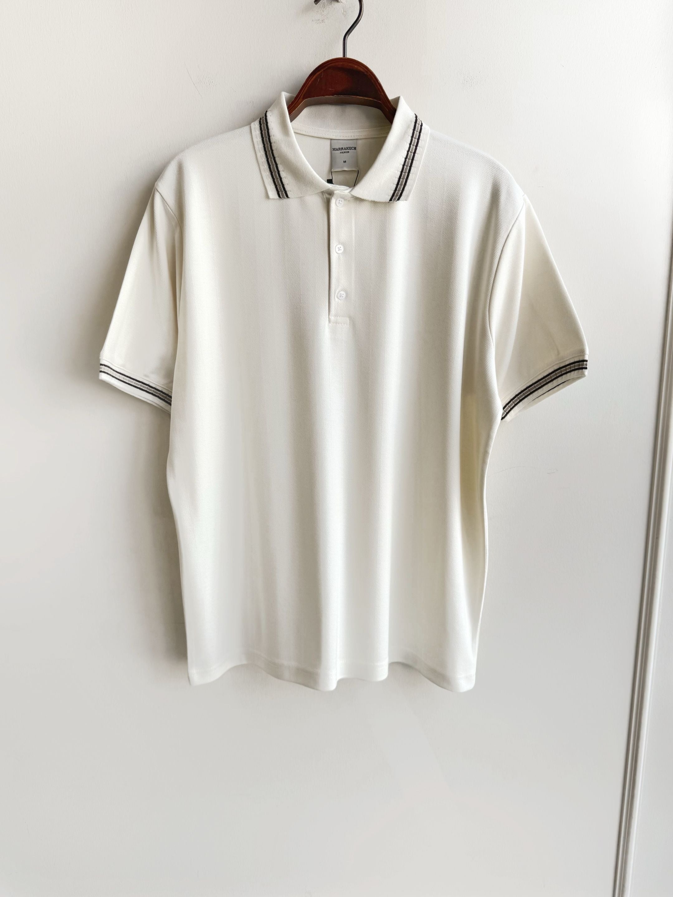 Rahat Kalıp Yaka Detaylı Beyaz Tshirt 9432