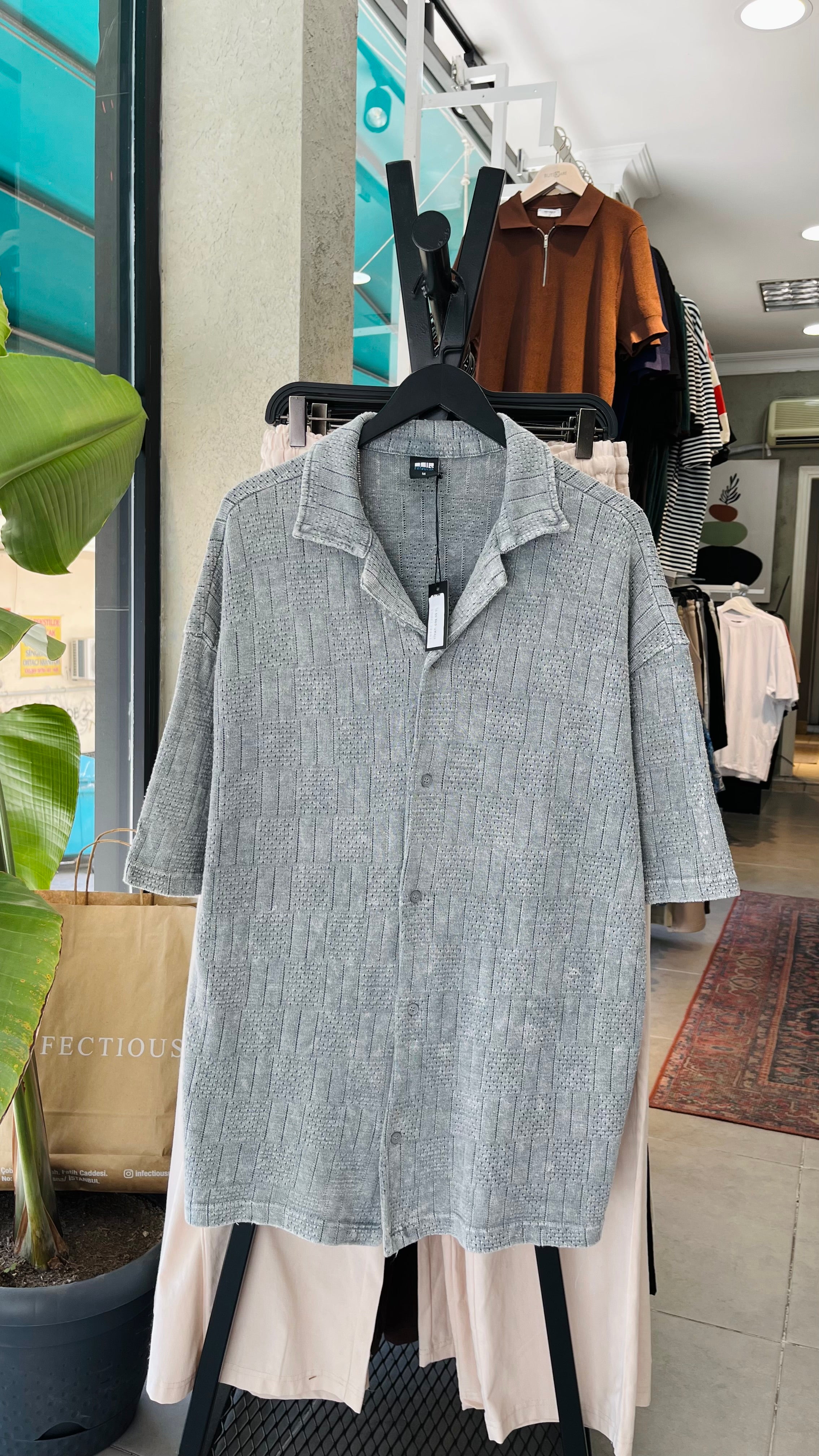 Oversize Gri Apaş Yaka Yıkamalı Kumaş Gömlek - Gri 5400