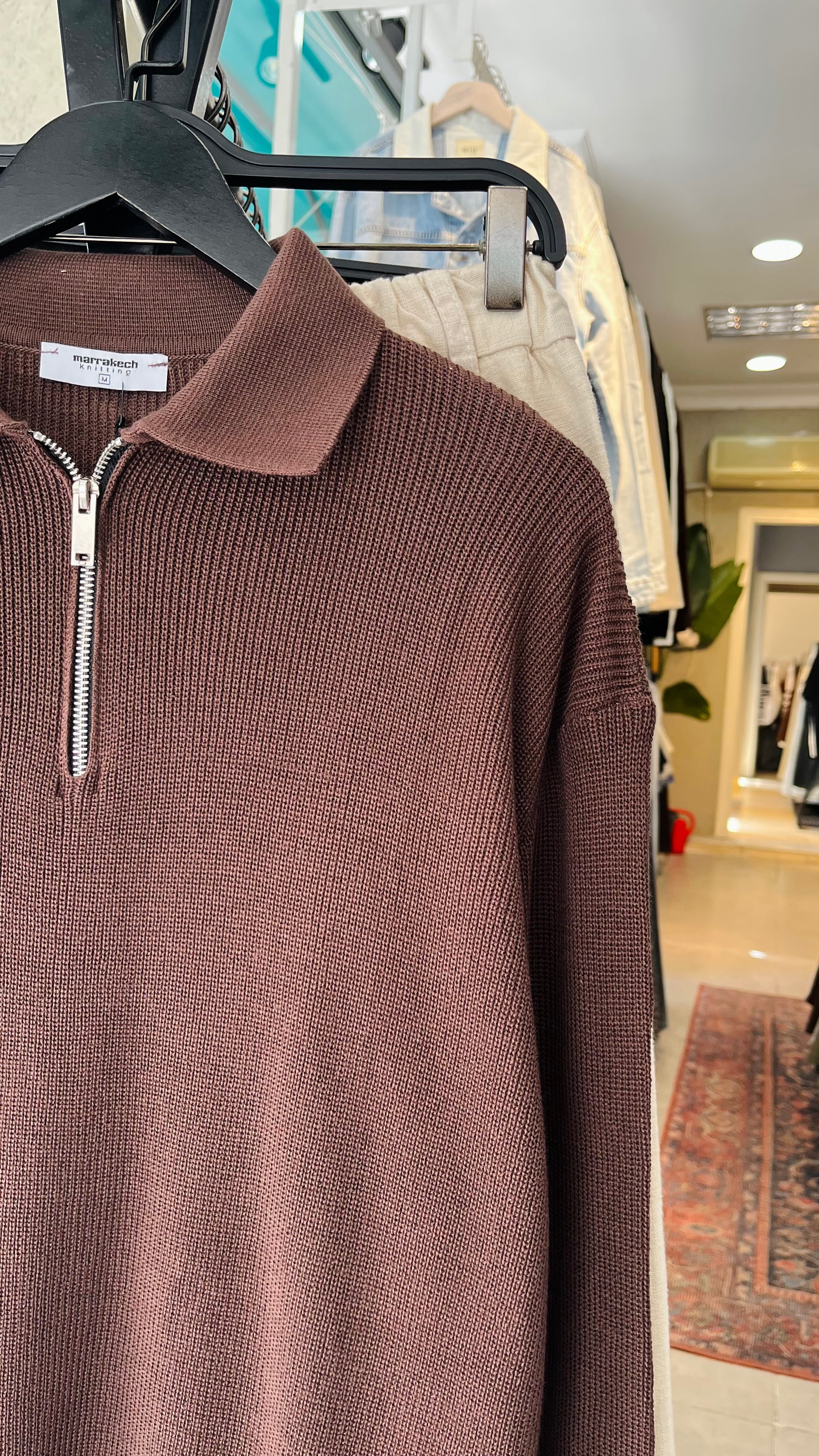 Oversize Kahverengi Yakalı Fermuarlı Triko Kazak 7019