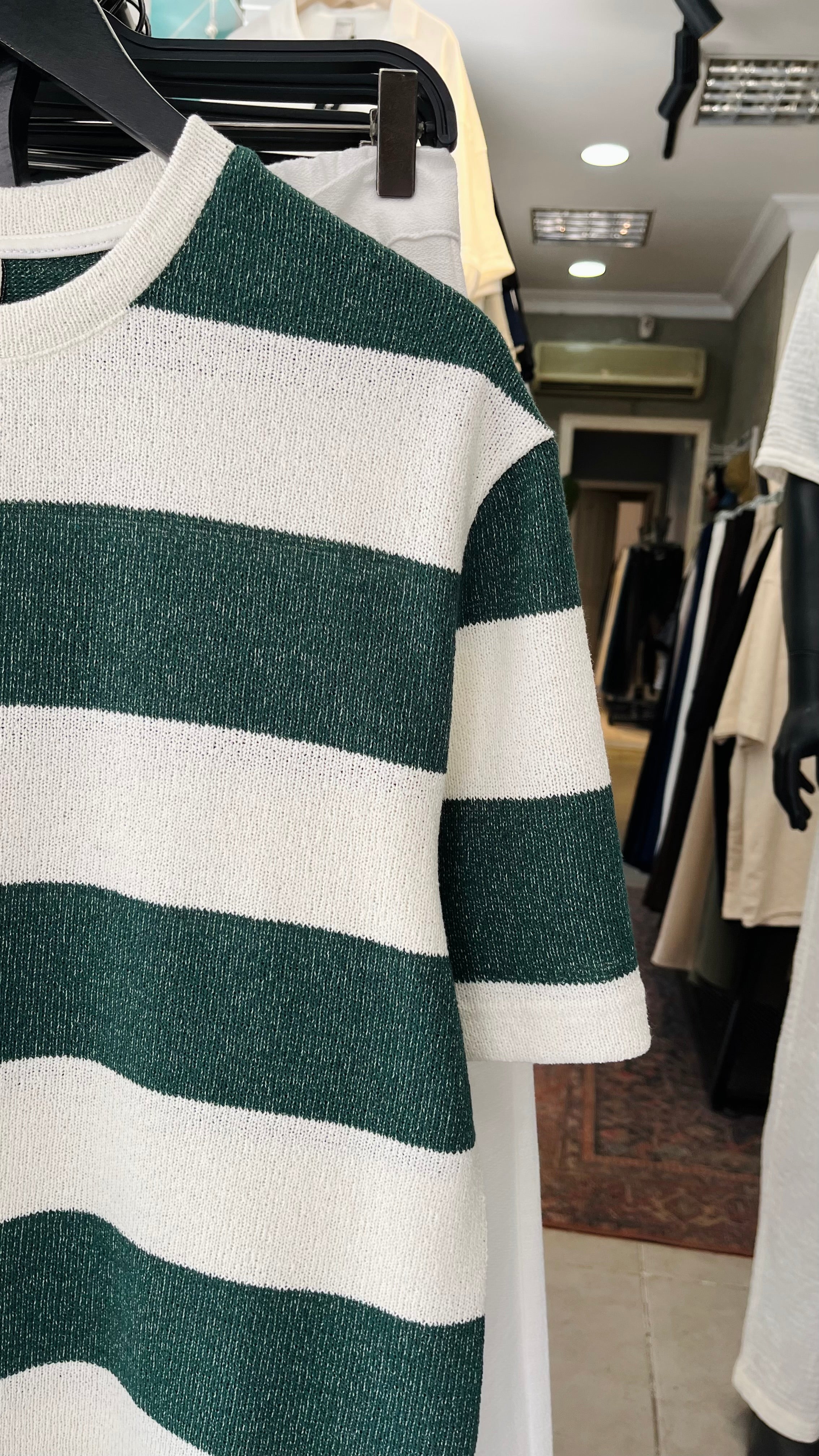 Oversize Yeşil Bej Yatay Kalın Çizgili Tshirt – Yeşil 9332