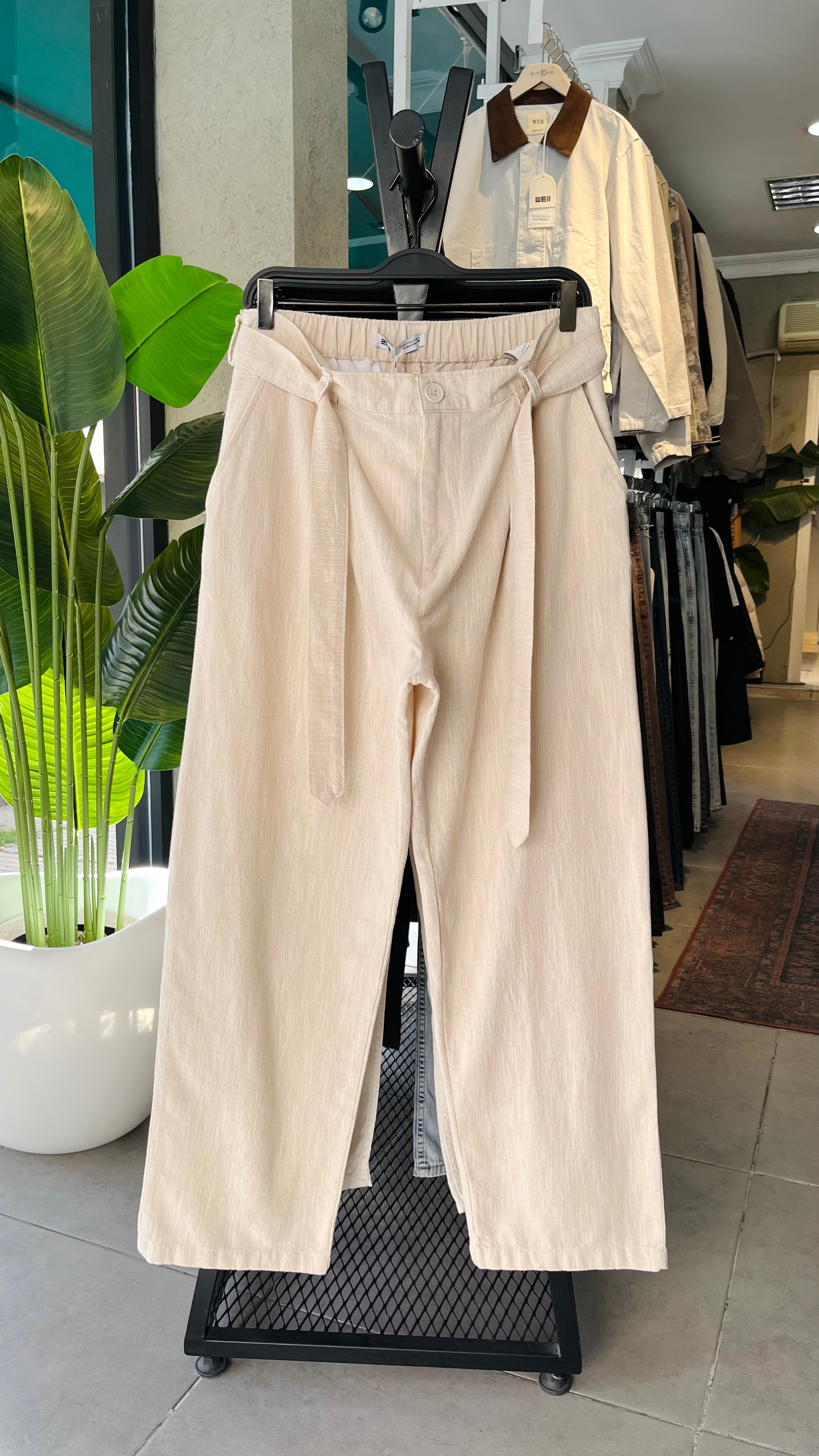 Baggy Kuşaklı Bej Pantolon 6179