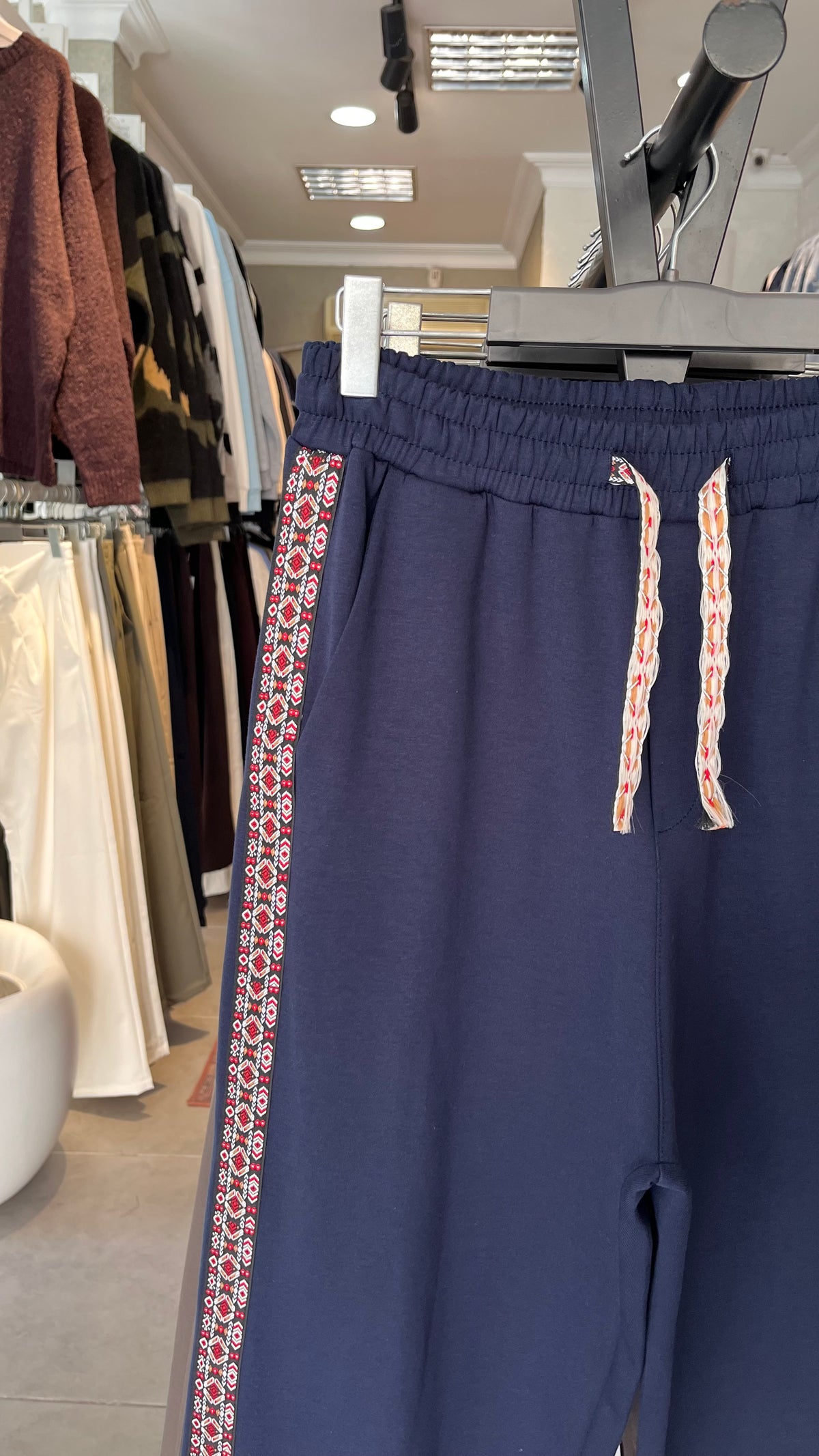 Baggy Etnik Desen Detaylı Lacivert Eşofman 6248
