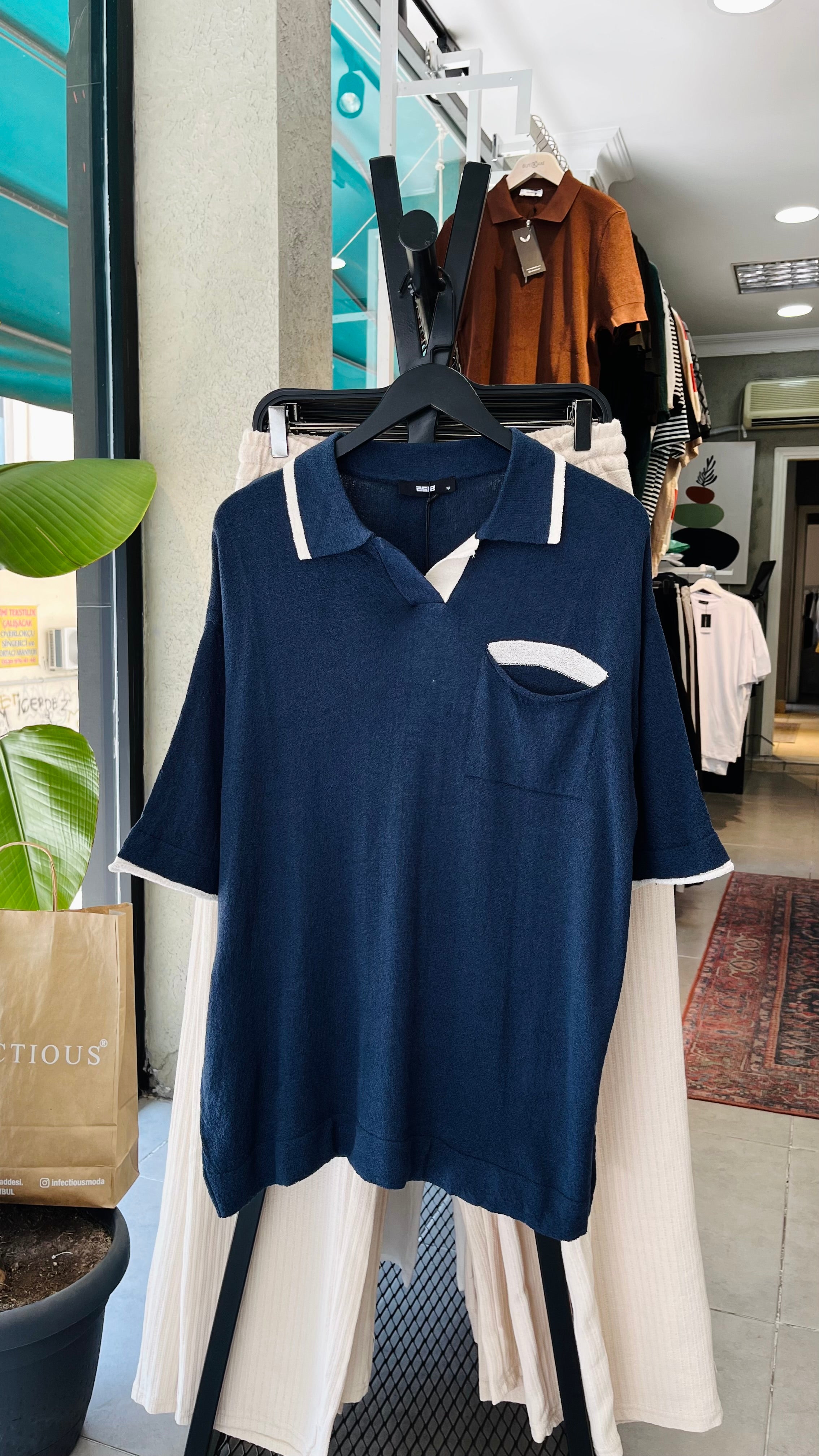 Oversize Lacivert Cep Detaylı Yakalı Tshirt – Lacivert 9294