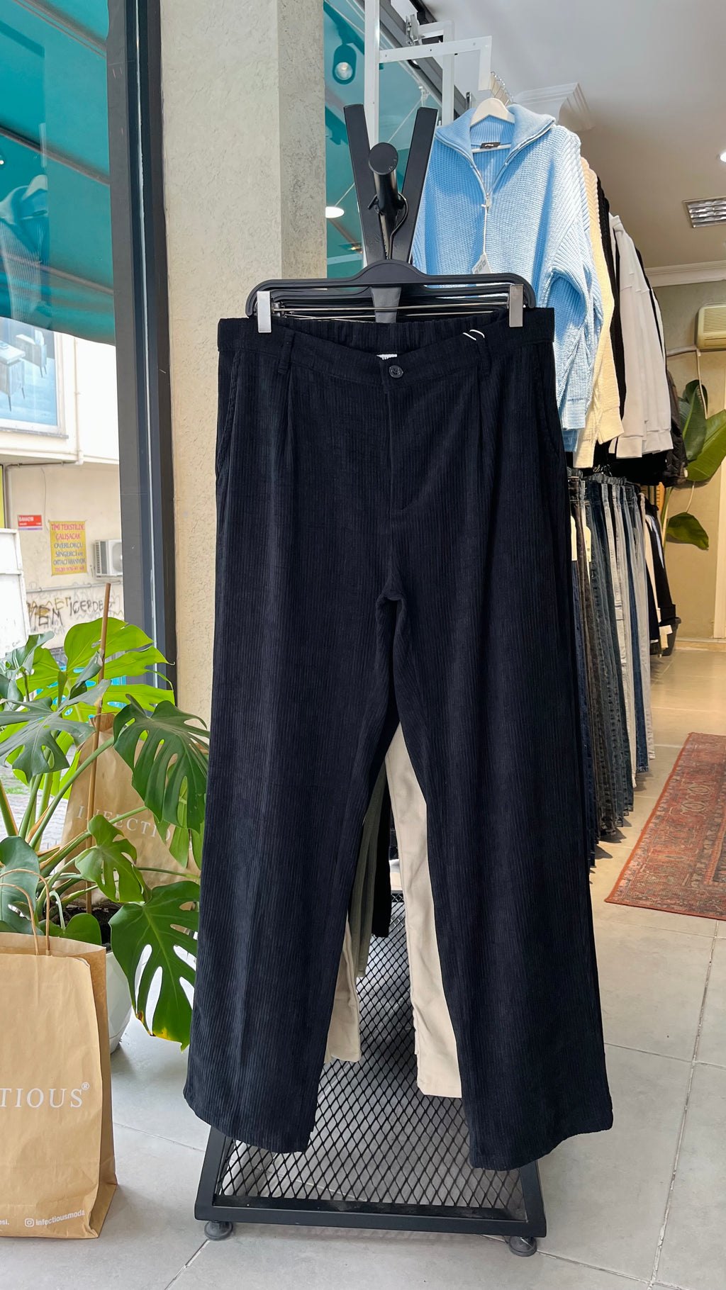 Baggy Siyah Kadife Pantolon 6162