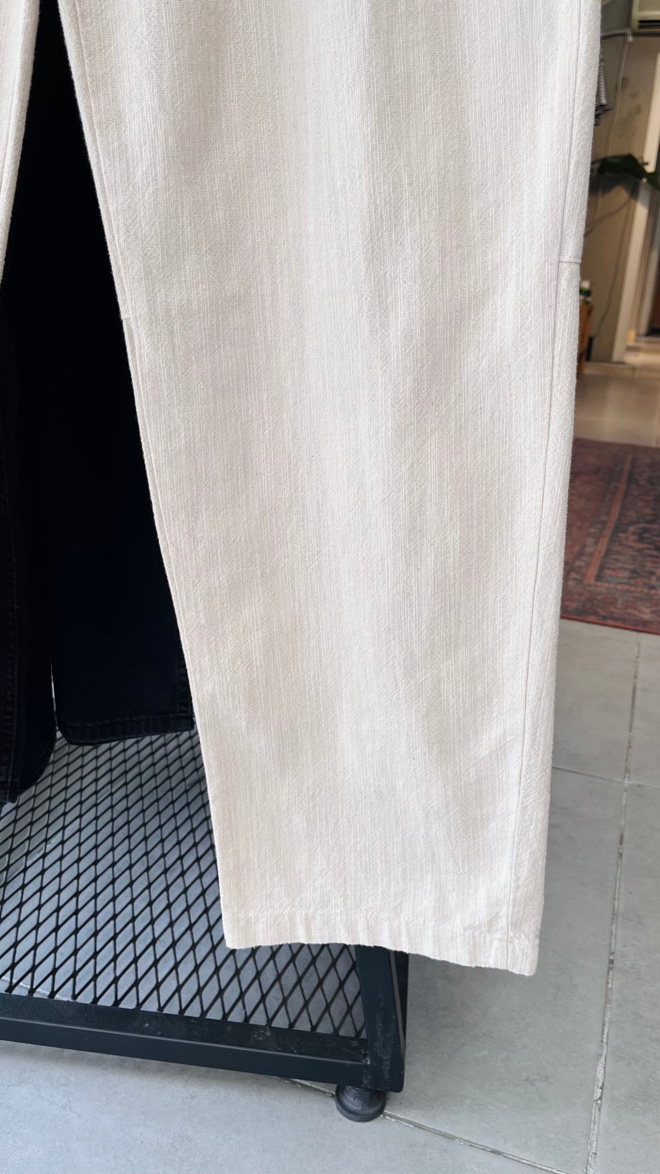 Baggy Nakış Detaylı Bej Keten Pantolon 6223