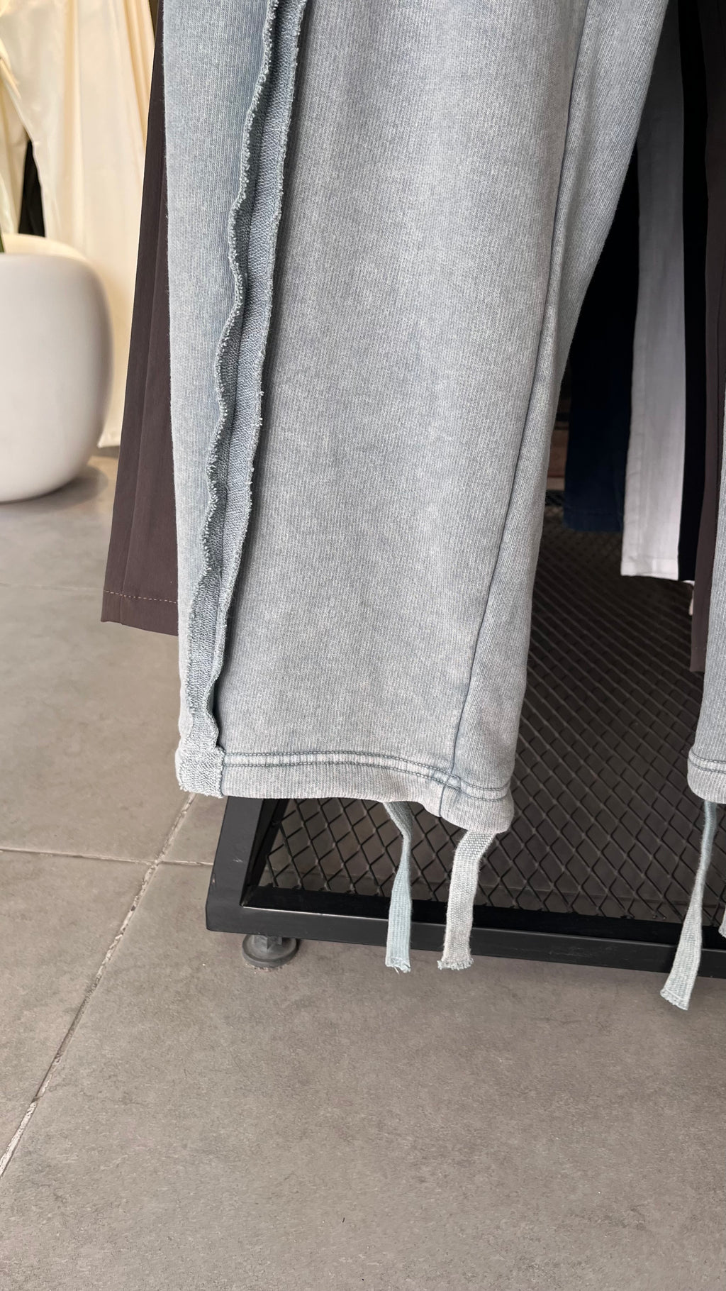 Baggy Premium Paçaları İp Detaylı Gri Yıkamalı Eşofman 6250