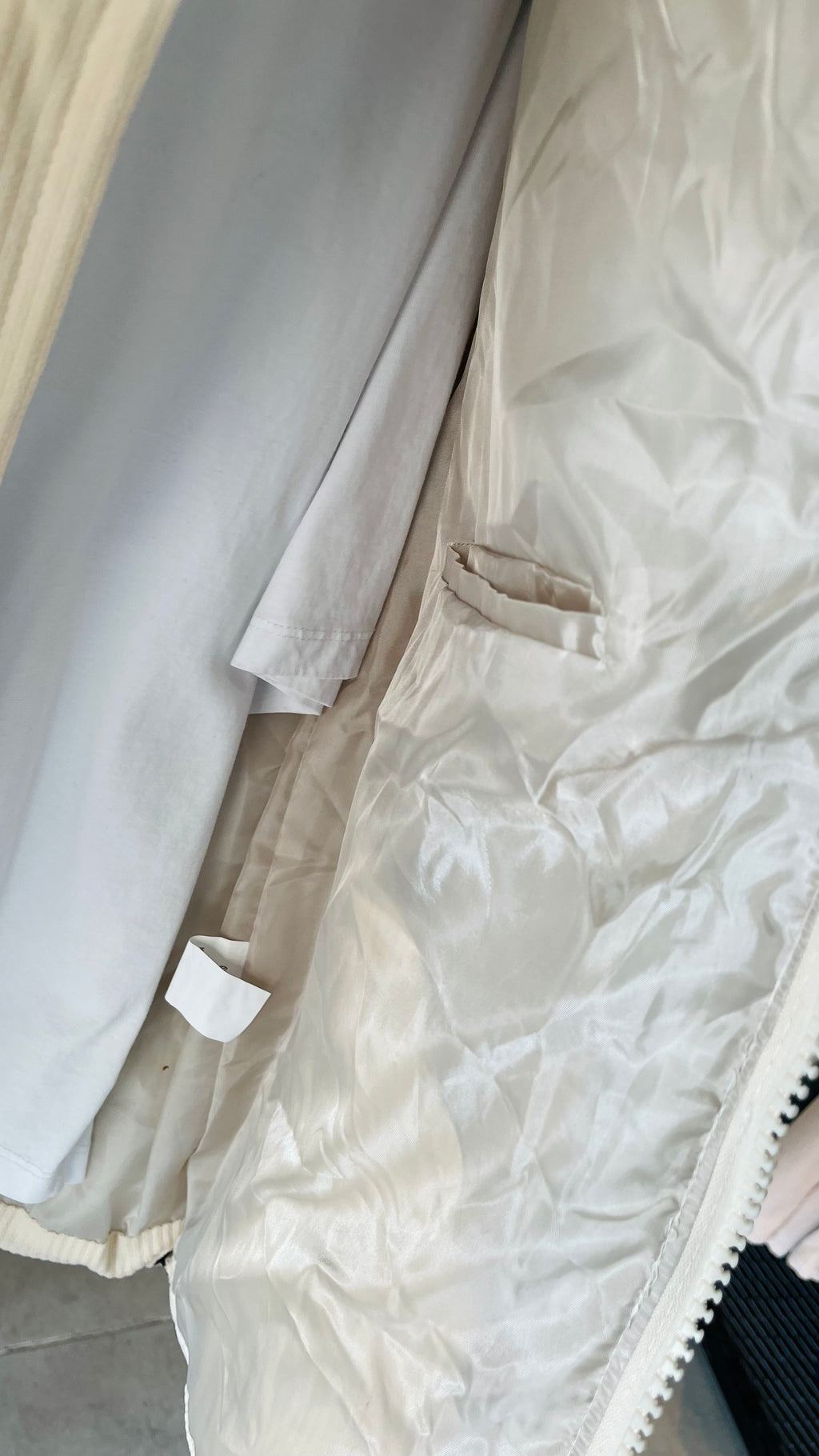 Kadife Bej Şişme Mont 2058