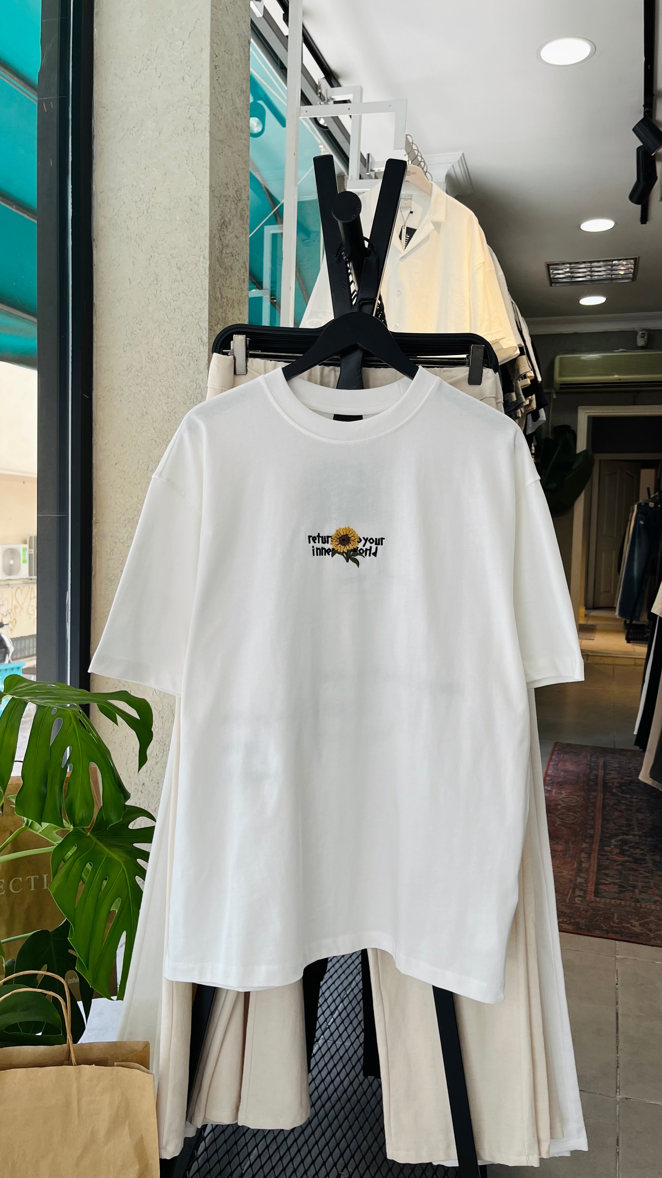 Oversize Beyaz Yourself Sırt Nakışlı Tshirt – Beyaz 9320