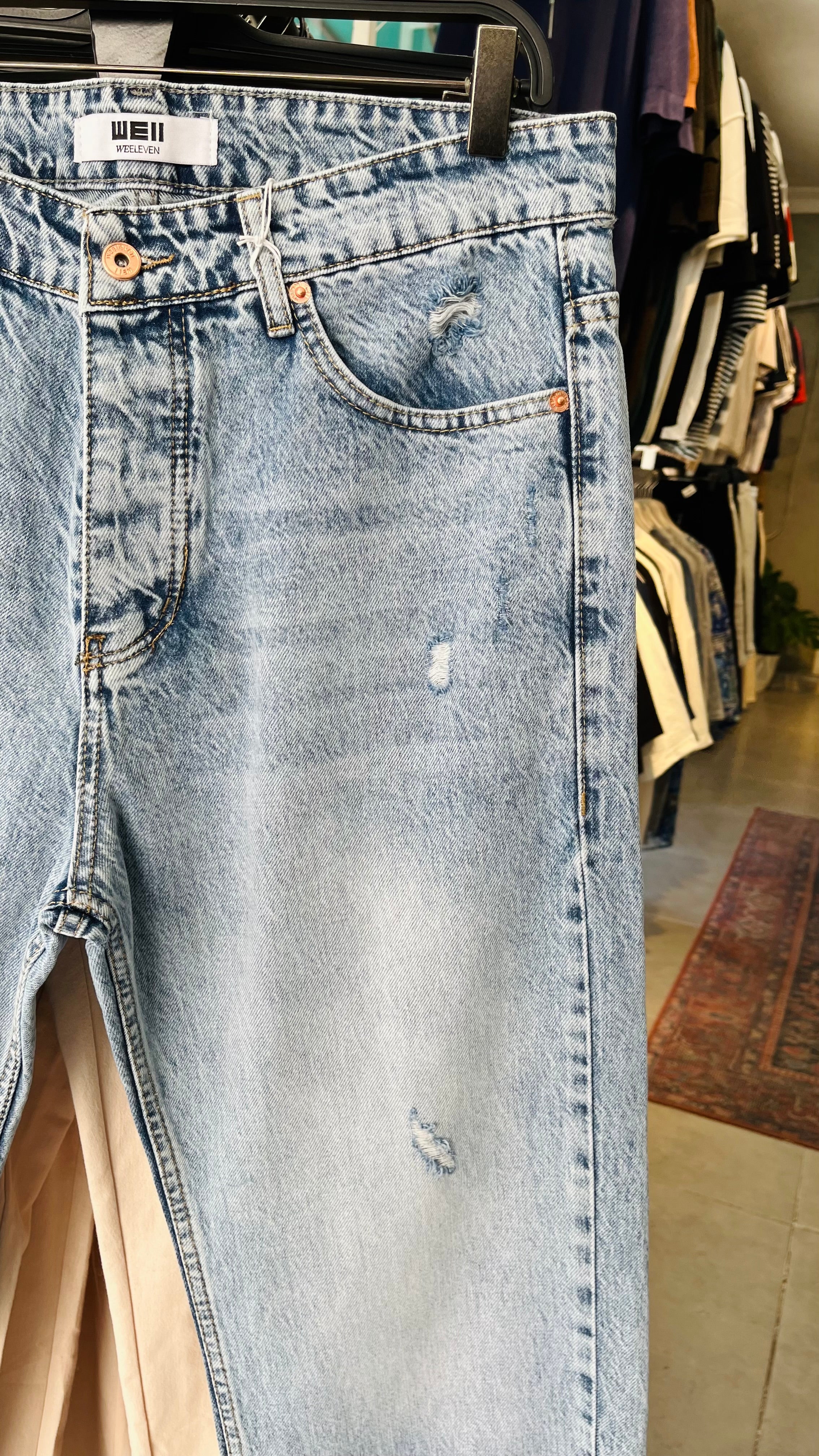 Baggy Yırtıklı Açık Mavi Jean 3304