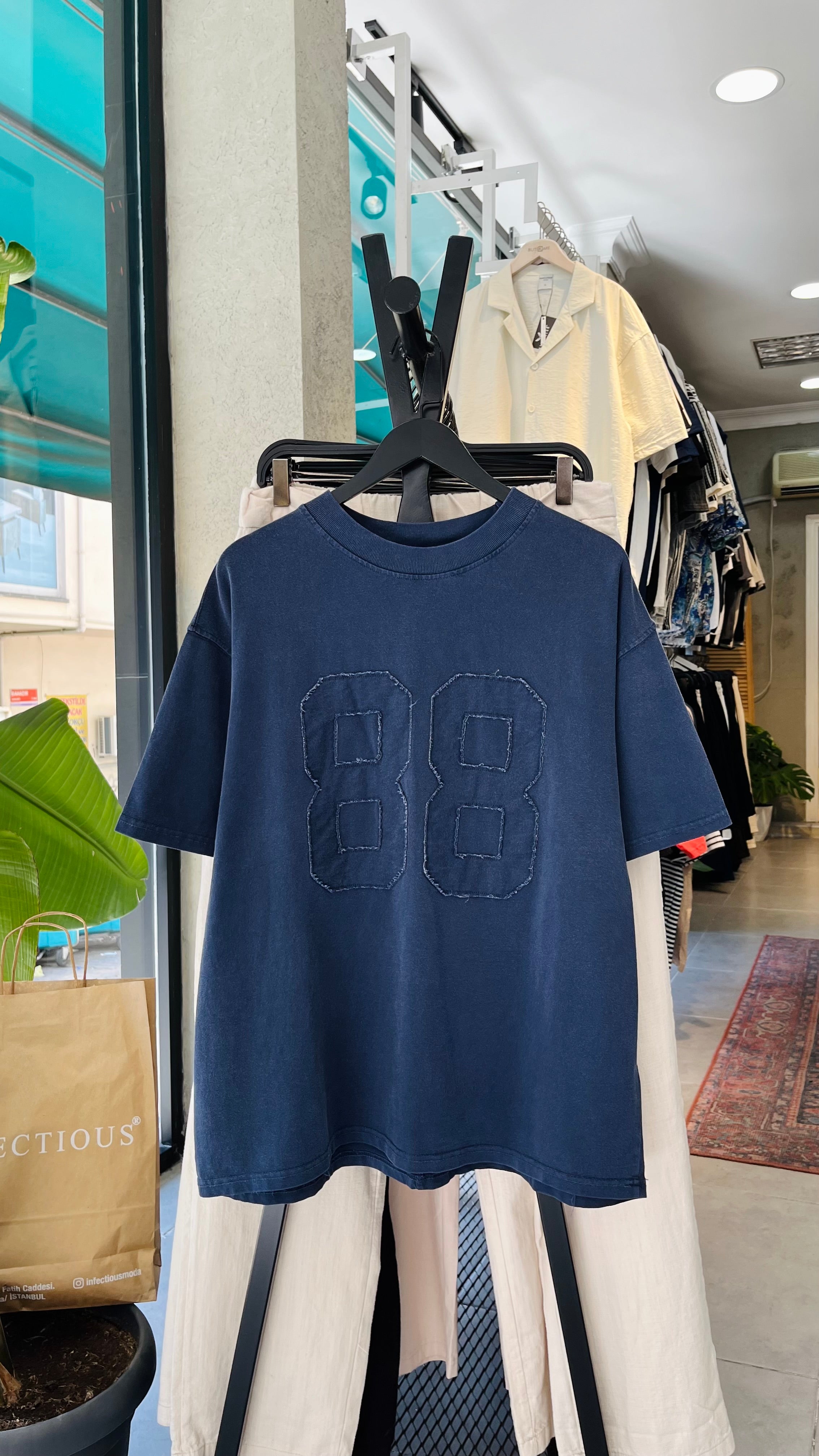 Oversize Lacivert 88 Patchli Yıkamalı Tshirt – Lacivert 9305