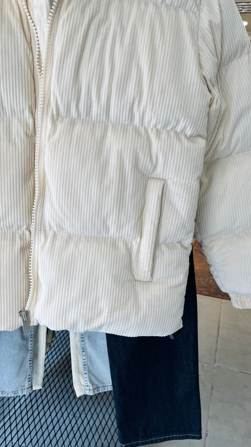 Kadife Bej Şişme Mont 2058