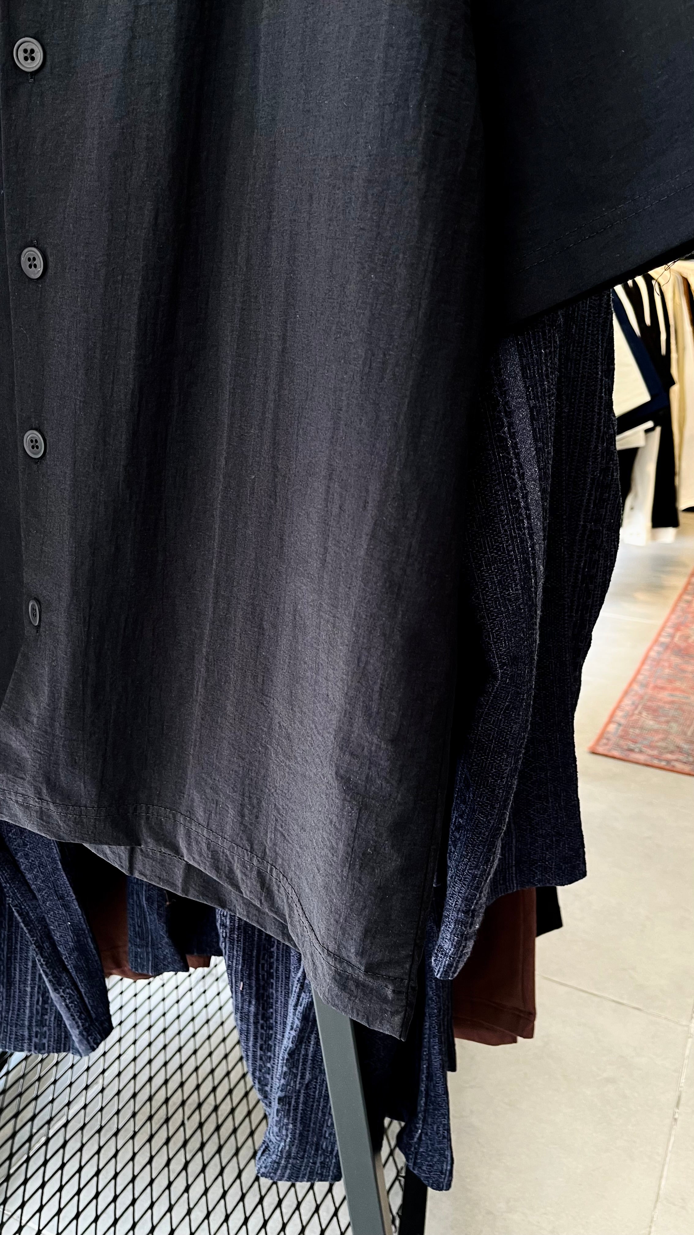 Oversize Siyah Apaş Yaka Kısa Kollu Gömlek - Siyah 5367