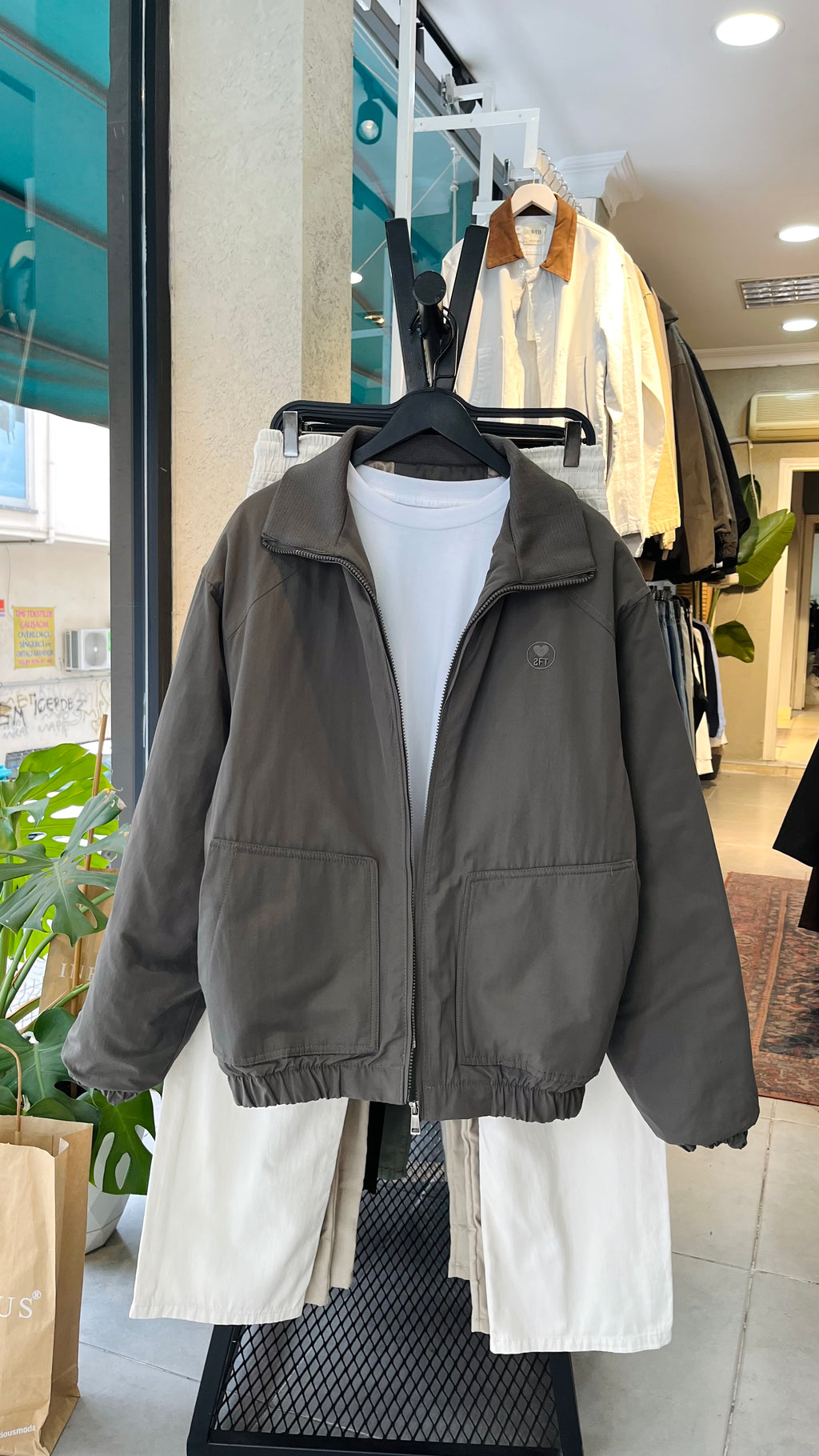 Oversize Haki Mont 2042