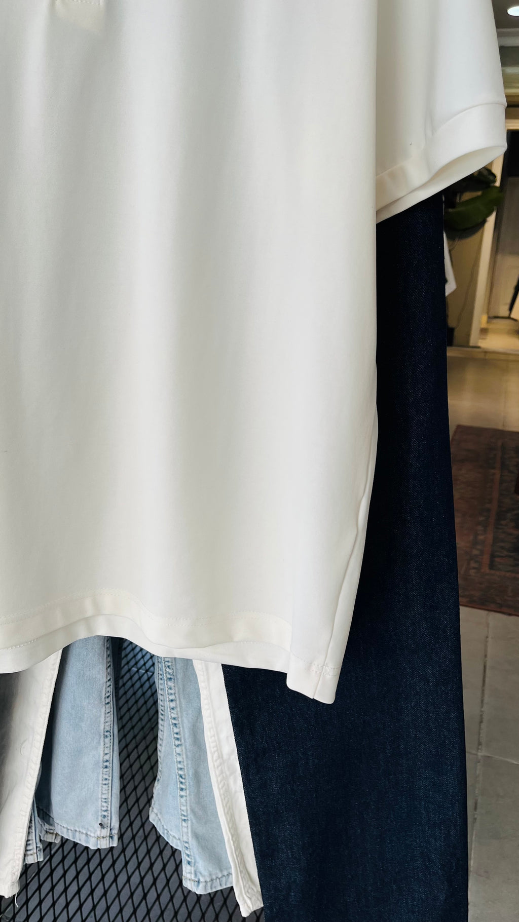Rahat Kalıp Beyaz Yakalı Tshirt 9388