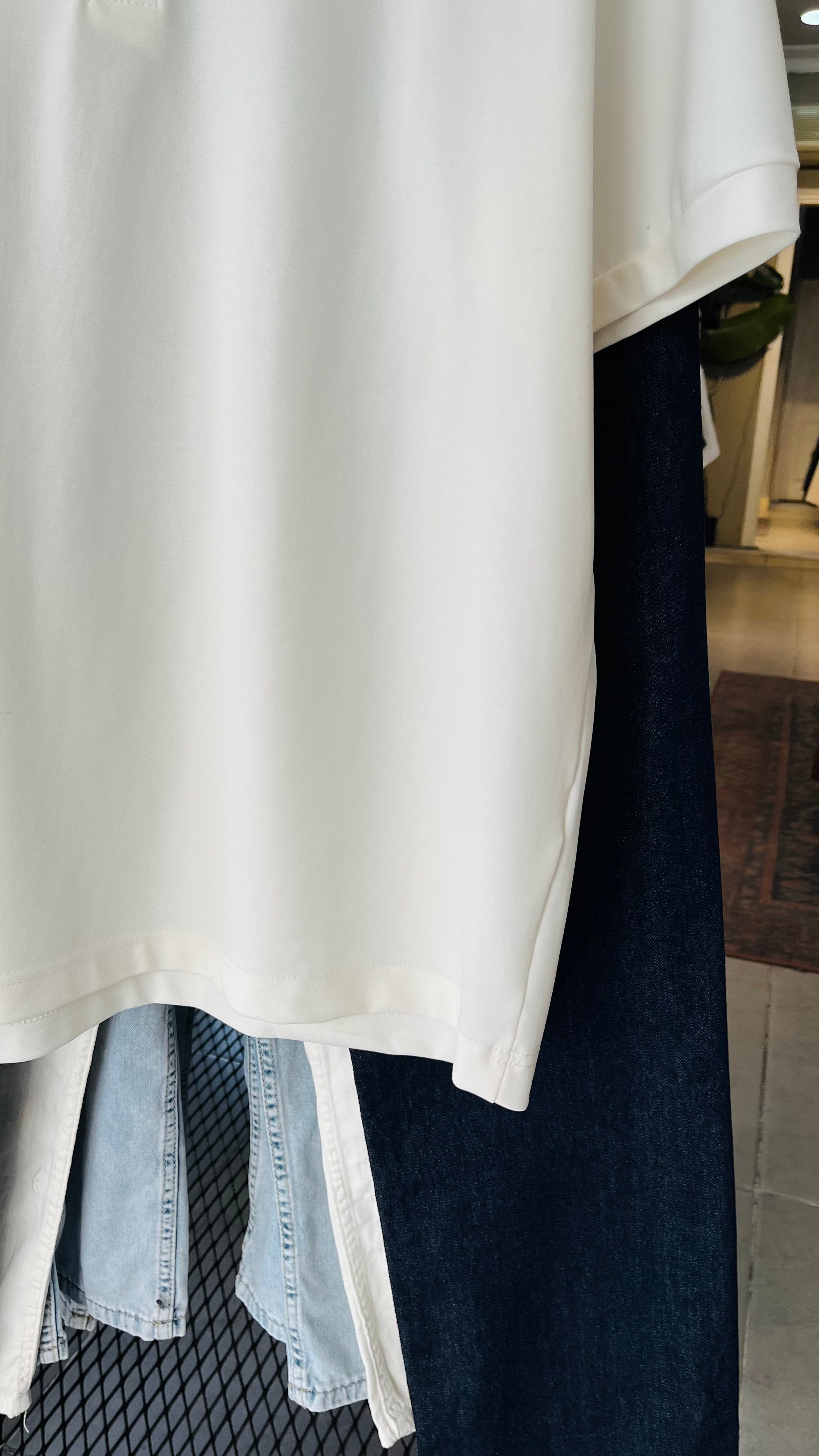 Rahat Kalıp Beyaz Yakalı Tshirt 9388