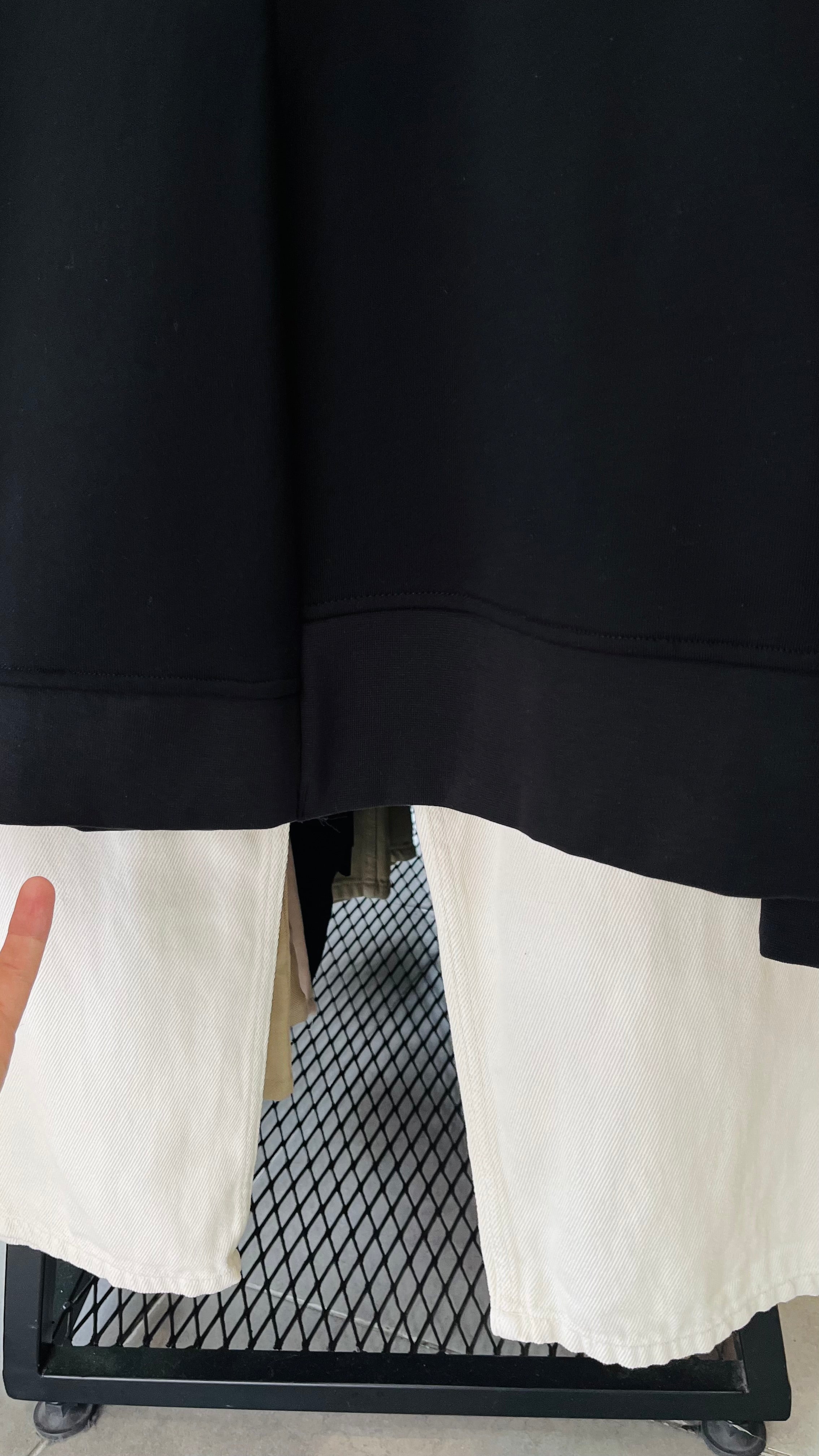 Oversize Asimetrik Kesim Siyah Sweatshirt 5006