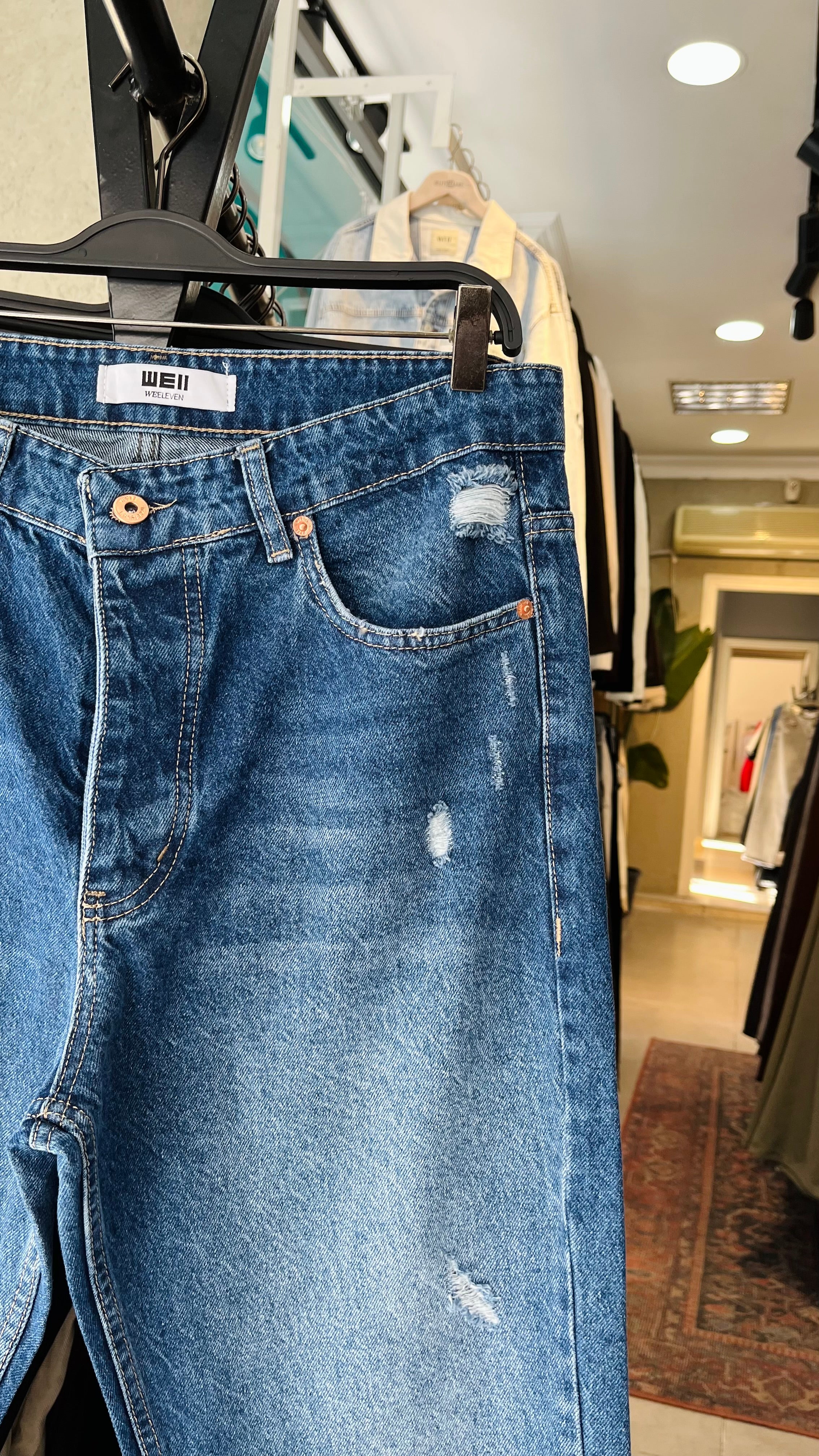 Baggy Mavi Yırtıklı Jean 3323