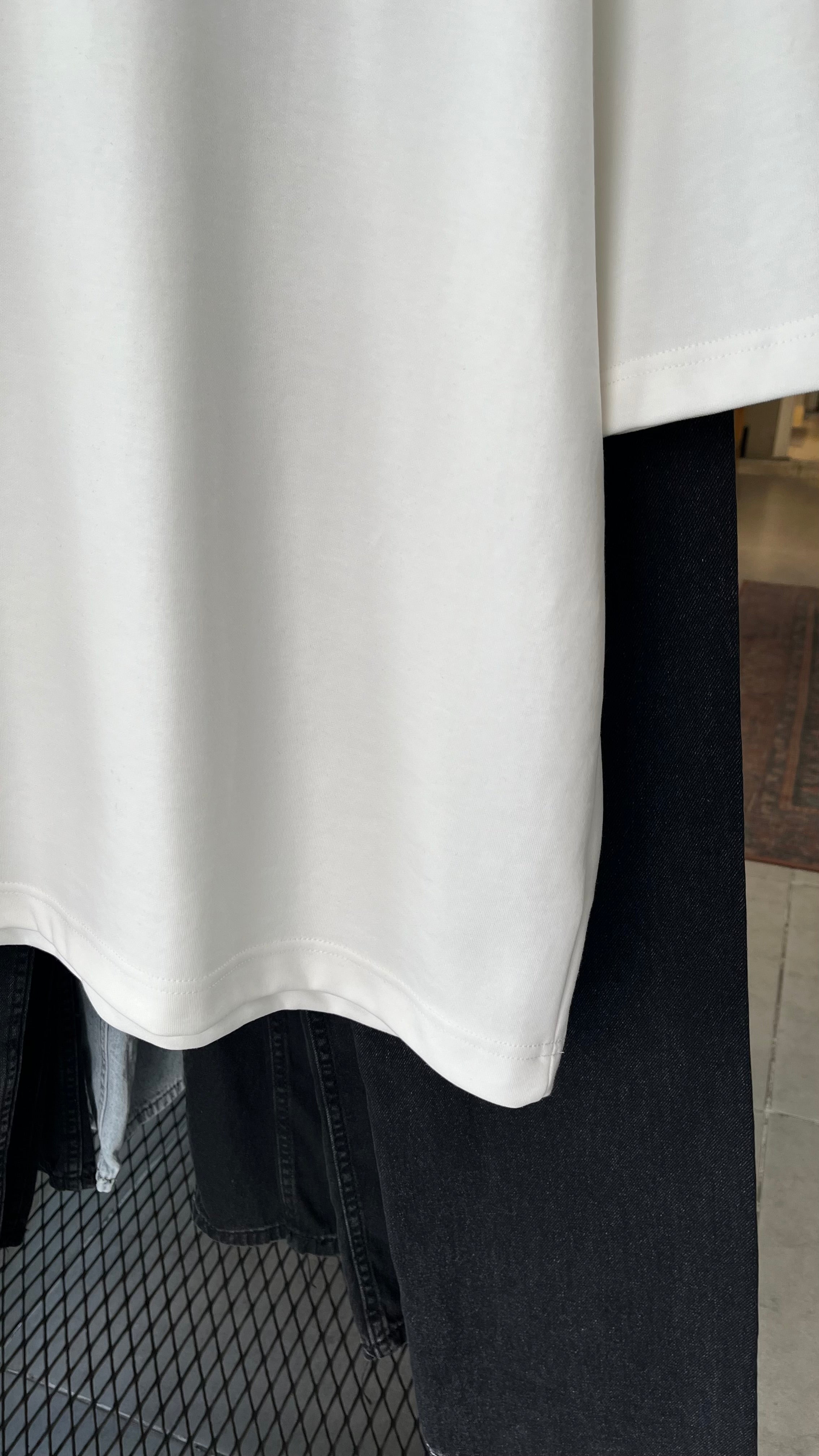 Oversize Beyaz Nakışlı Tshirt 9420