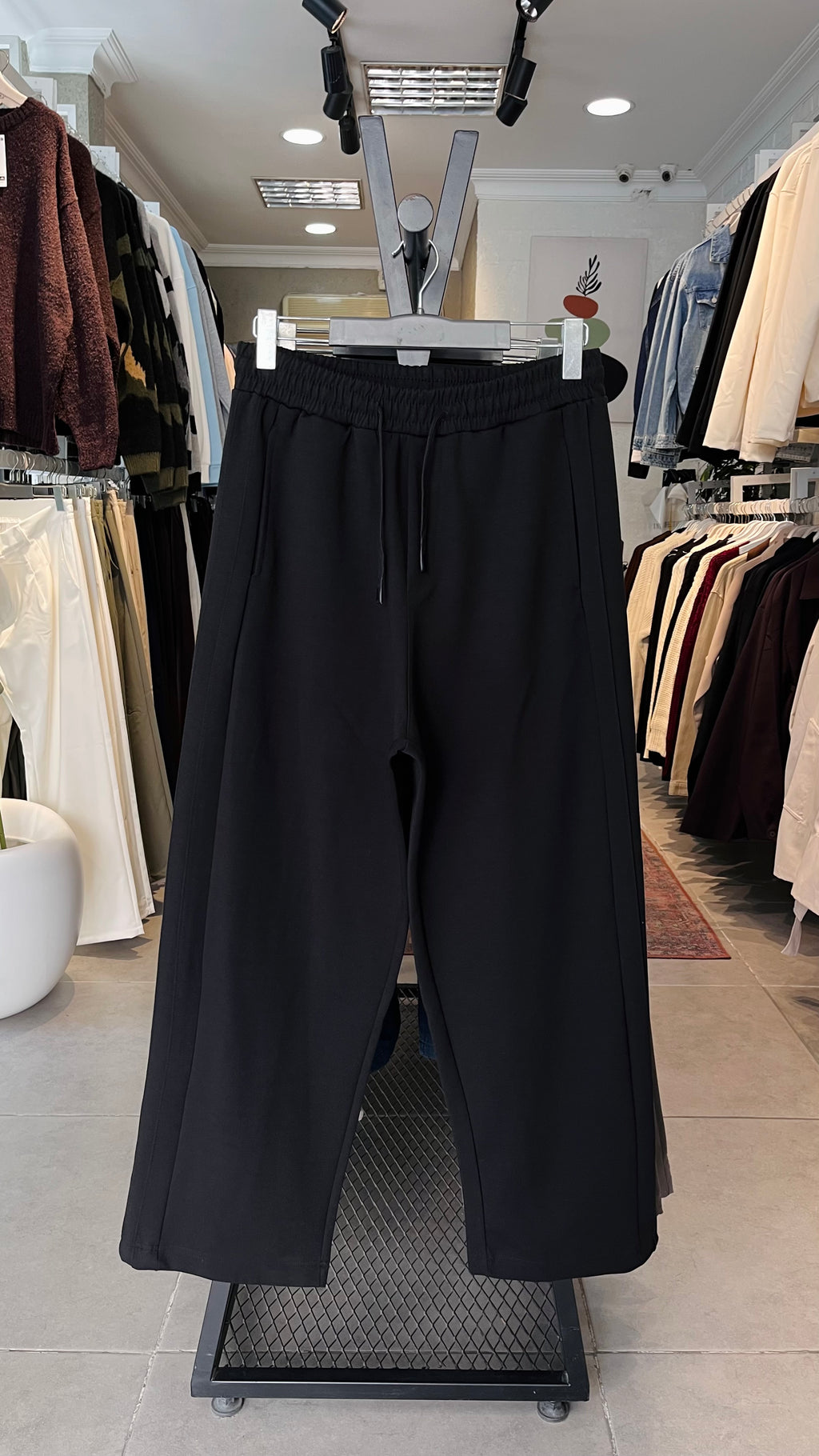 Baggy Yanları Detaylı Siyah Eşofman 6244