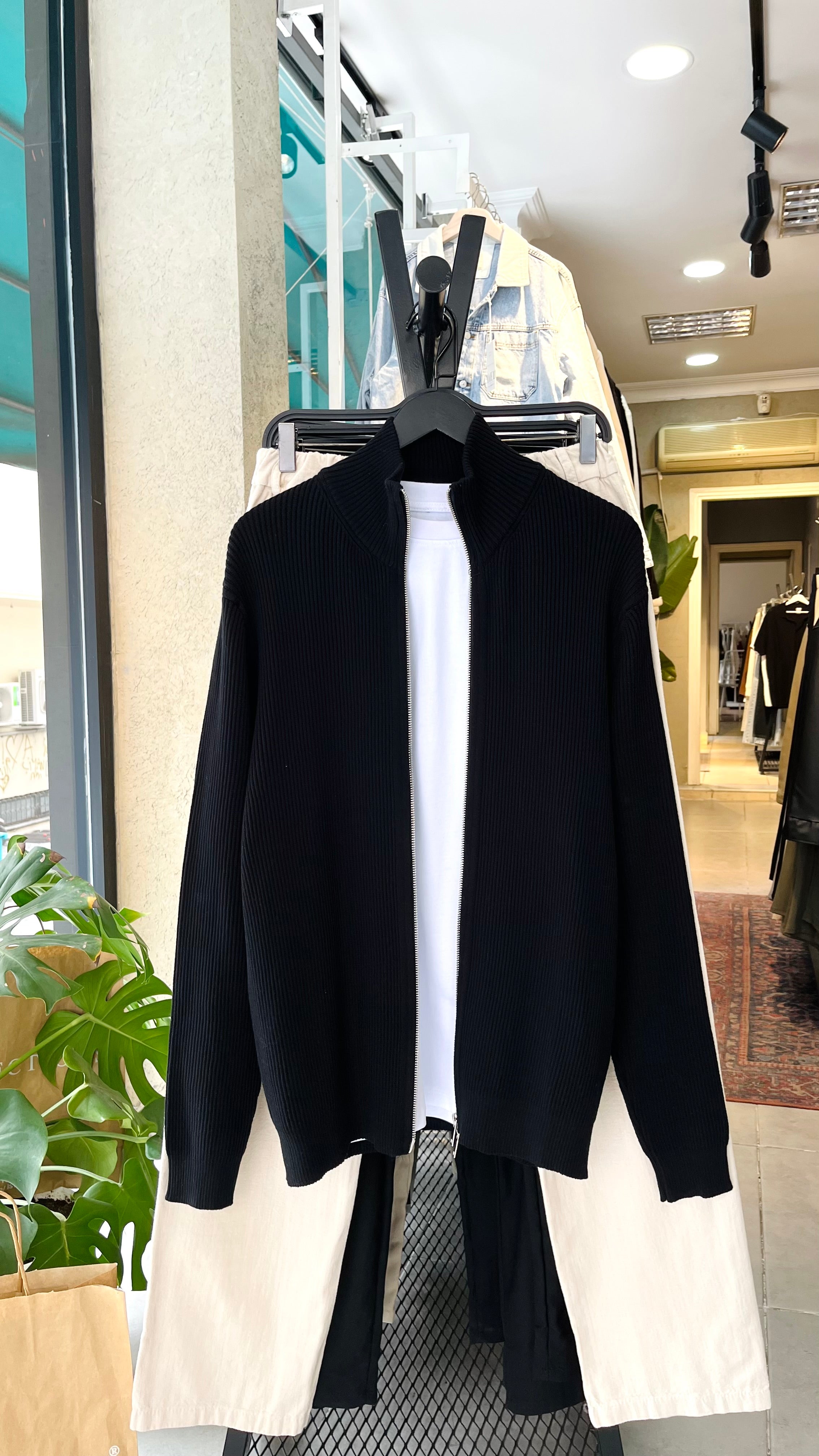 Siyah Fermuarlı Hırka 7017