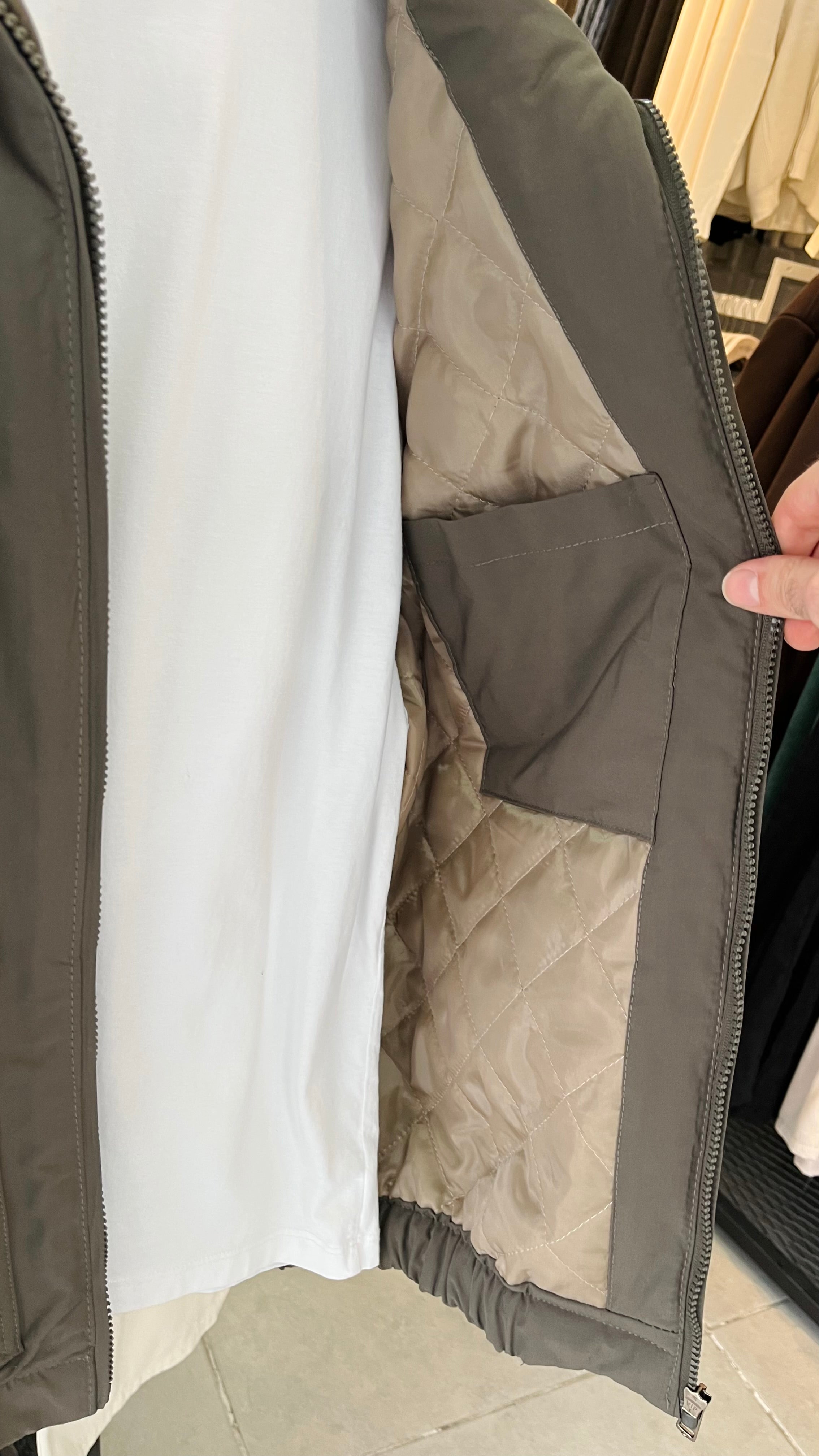 Oversize Haki Mont 2042