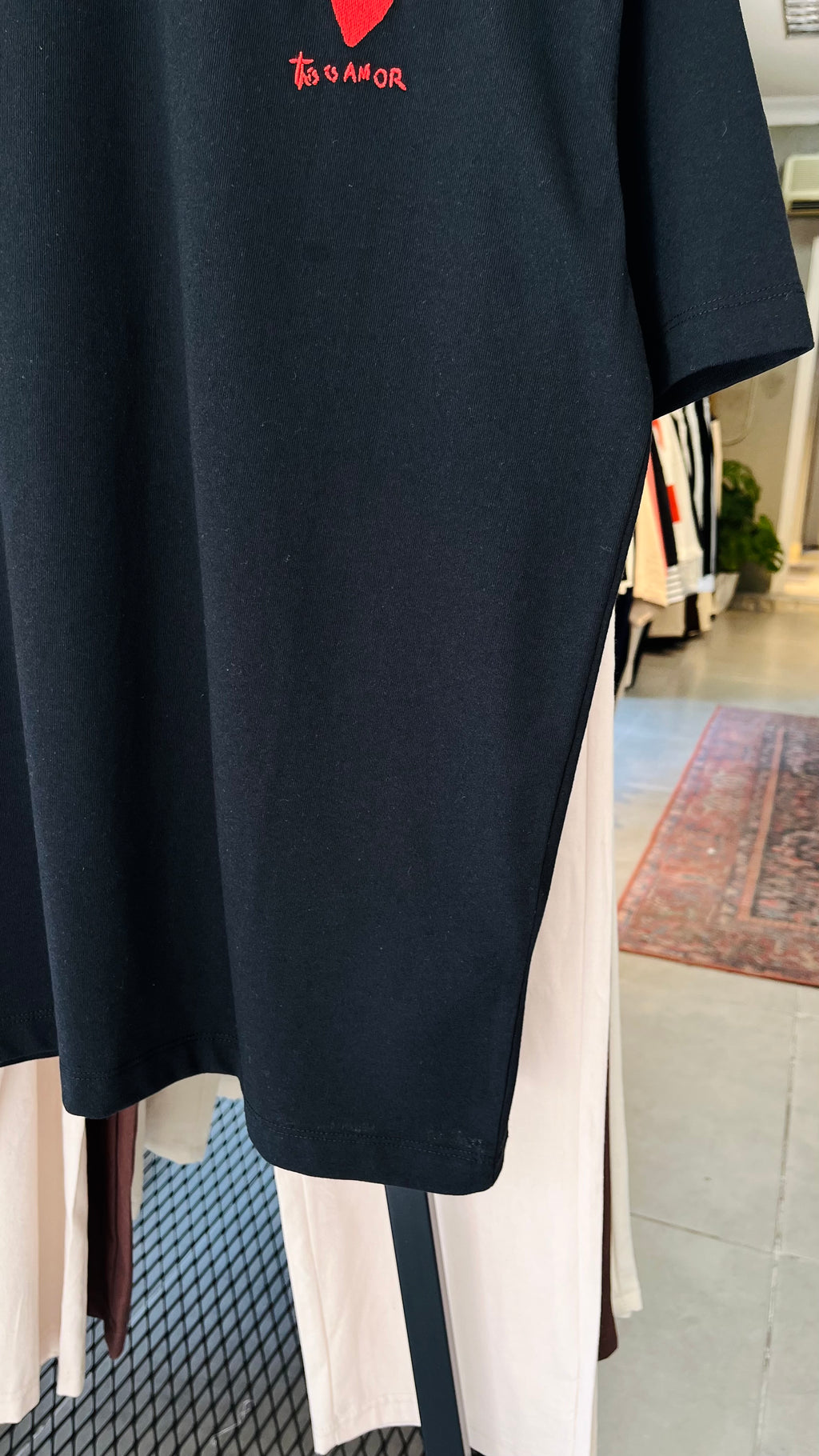 Oversize Siyah Amor Nakış Detaylı Tshirt – Siyah 9316