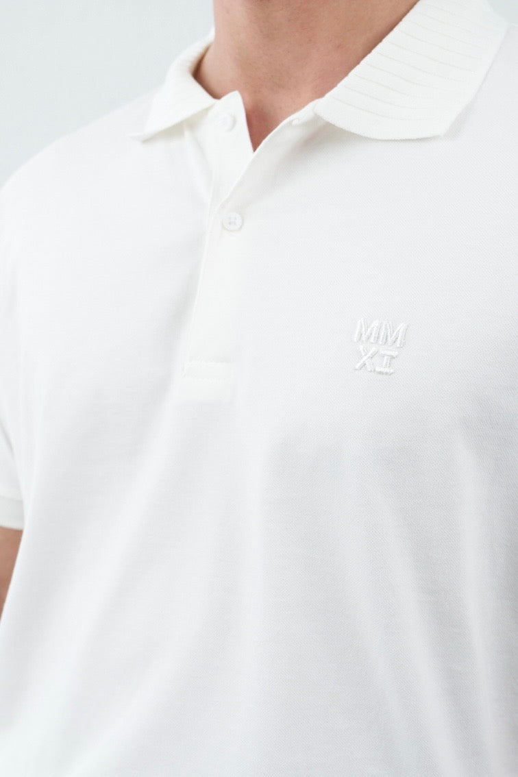 Beyaz Yakalı Tshirt 9466