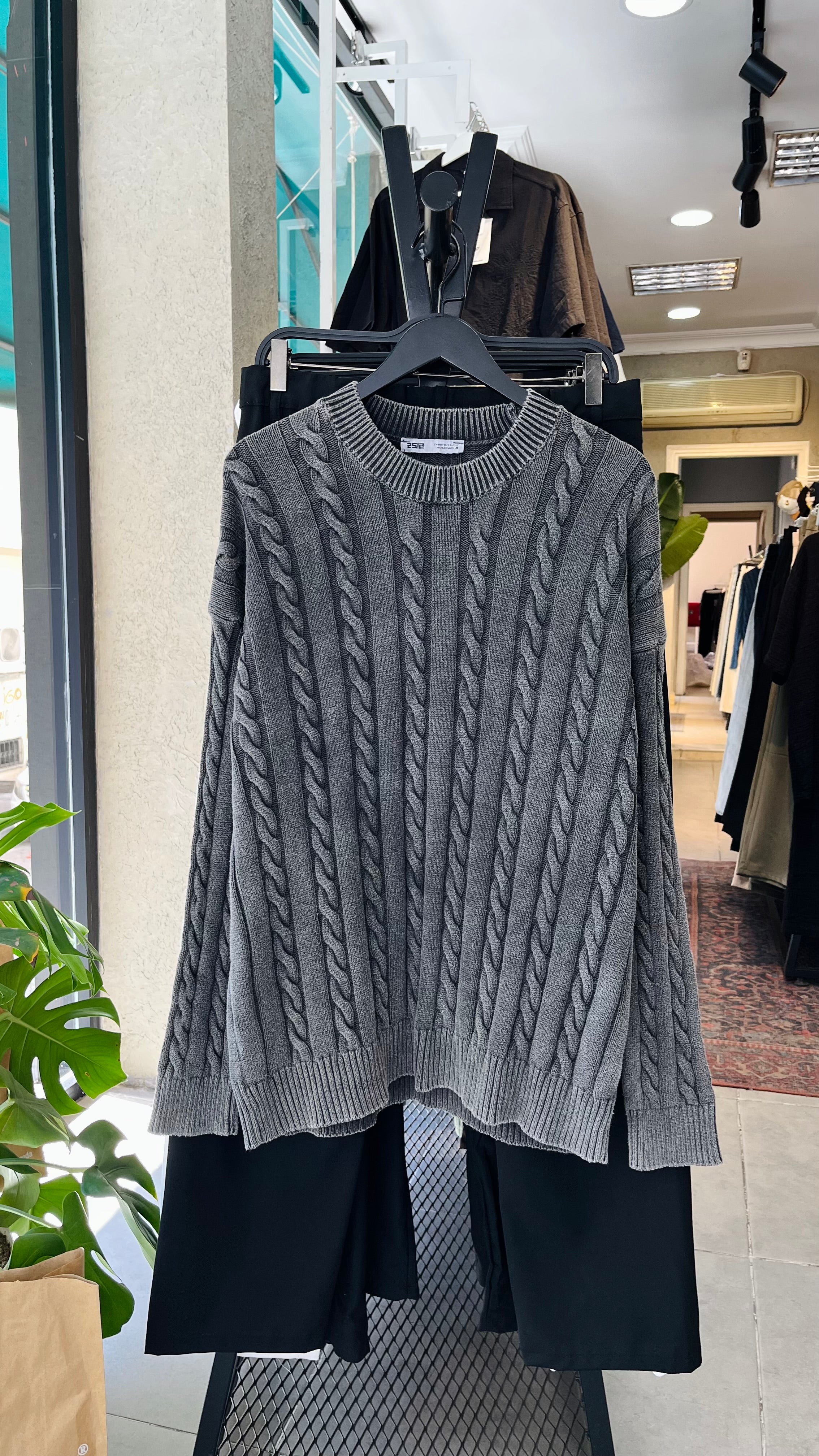 Oversize Örgü Desenli Yıkamalı Siyah Triko 7006
