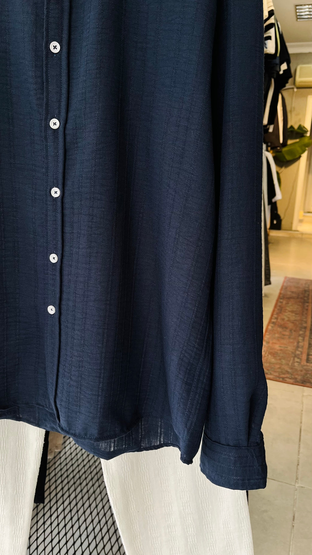 Oversize Lacivert Kendiliğinden Desenli Gömlek 5468
