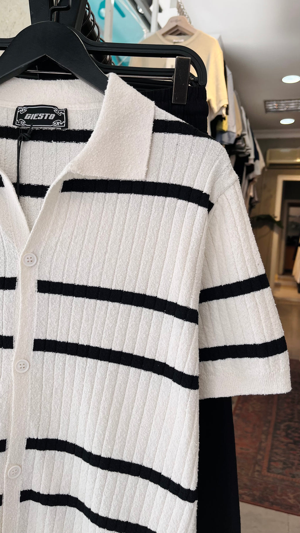 Siyah Çizgili Kısa Kollu Beyaz Triko Tshirt 5507