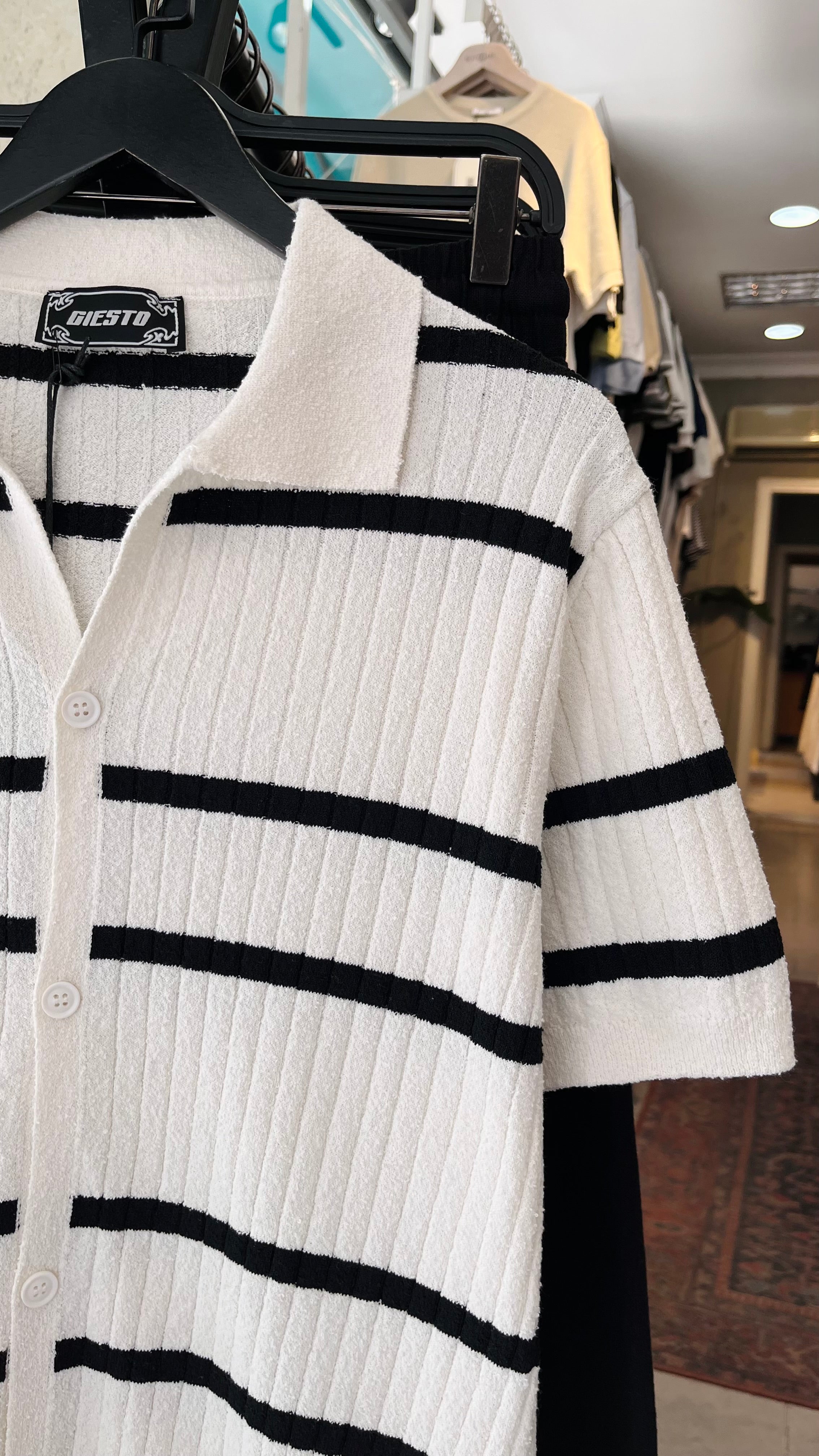 Siyah Çizgili Kısa Kollu Beyaz Triko Tshirt 5507