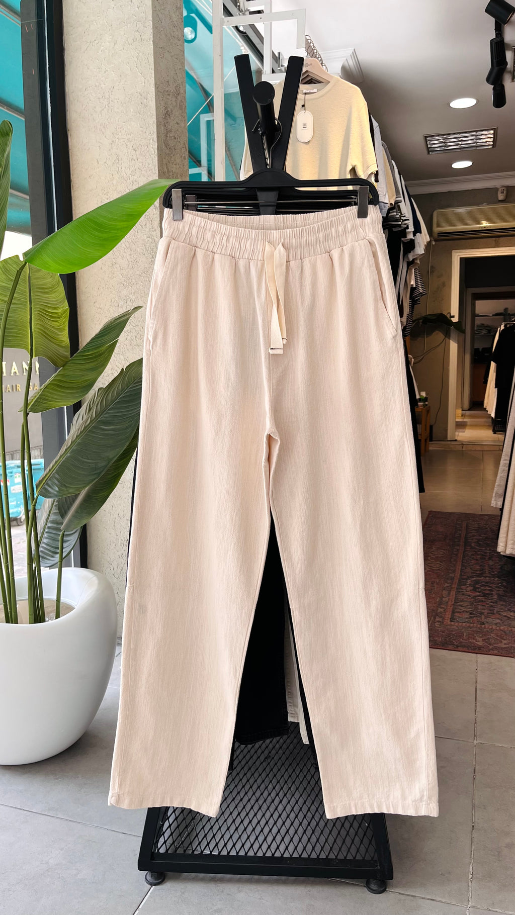 Baggy Nakış Detaylı Bej Keten Pantolon 6223