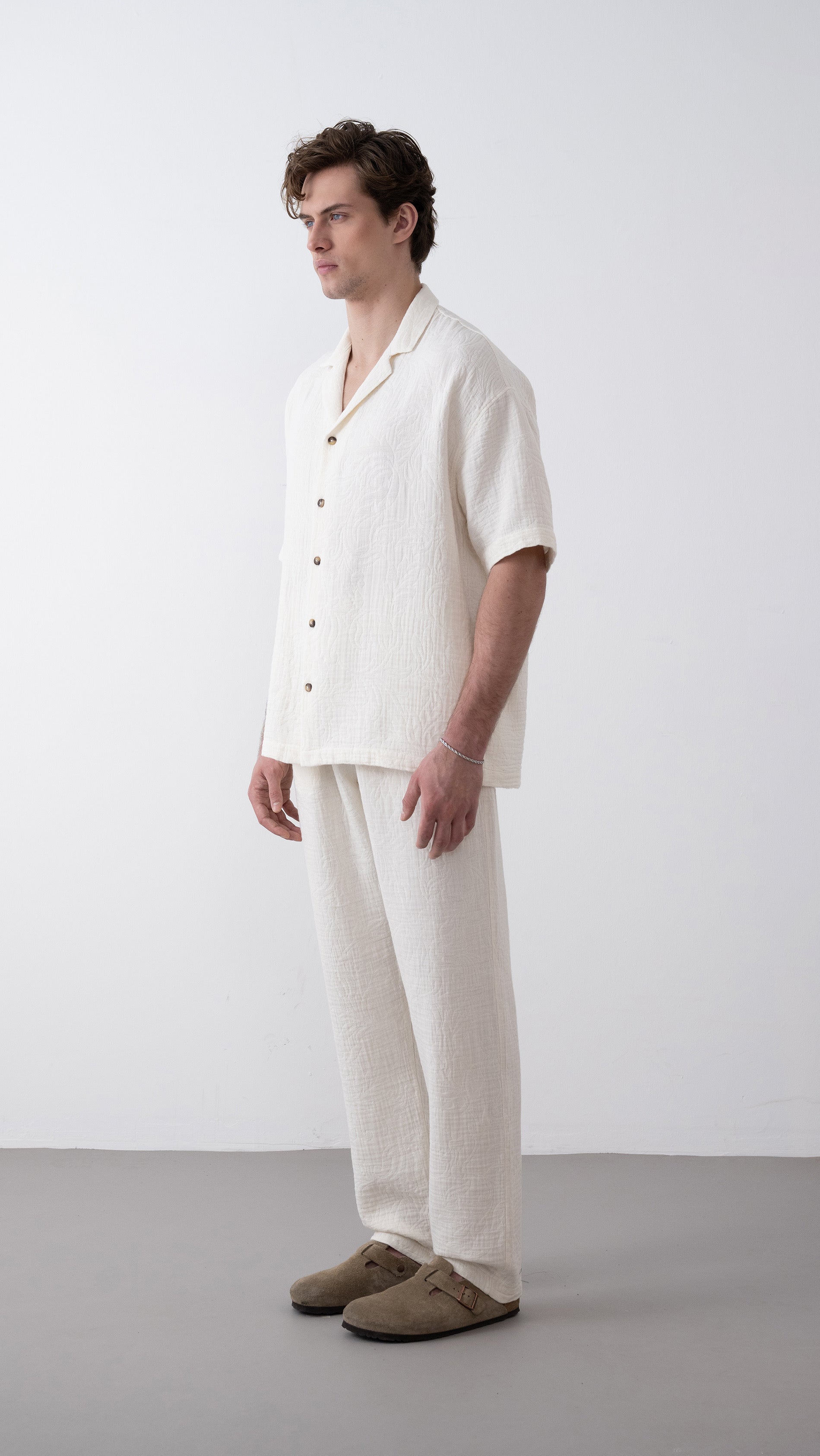 Oversize Ekru Müslin Kendiliğinden Desenli Gömlek Pantolon Takım 1013