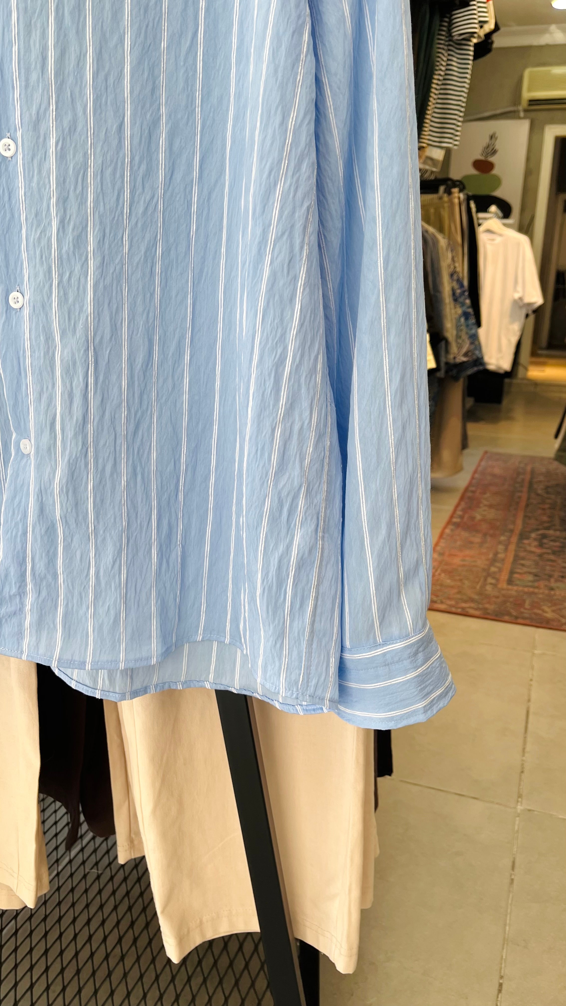 Oversize Beyaz Çizgili Bebe Mavisi Gömlek - Bebe Mavisi 5395