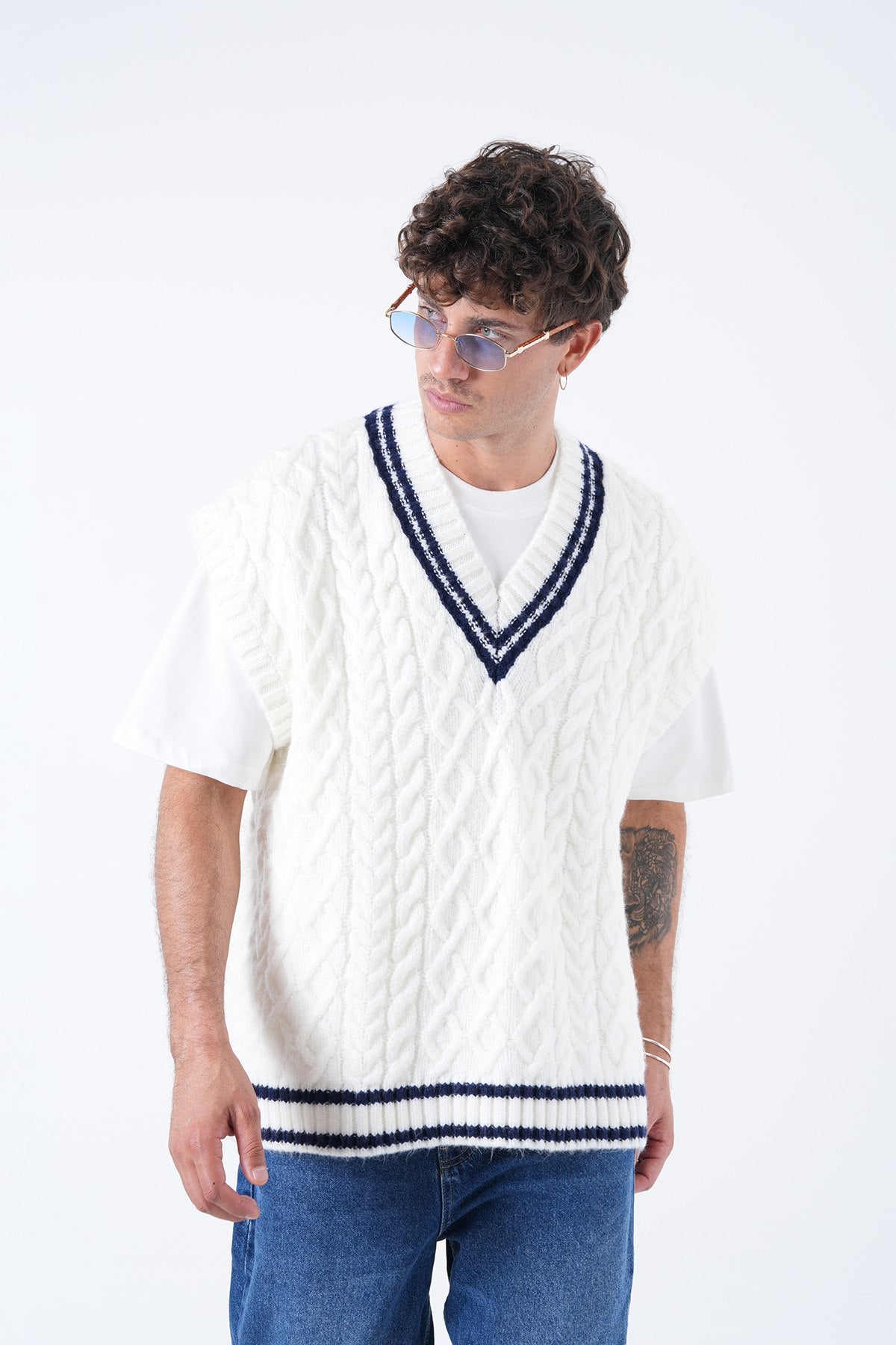 Oversize Çift Renk Beyaz Triko Süveter 7001