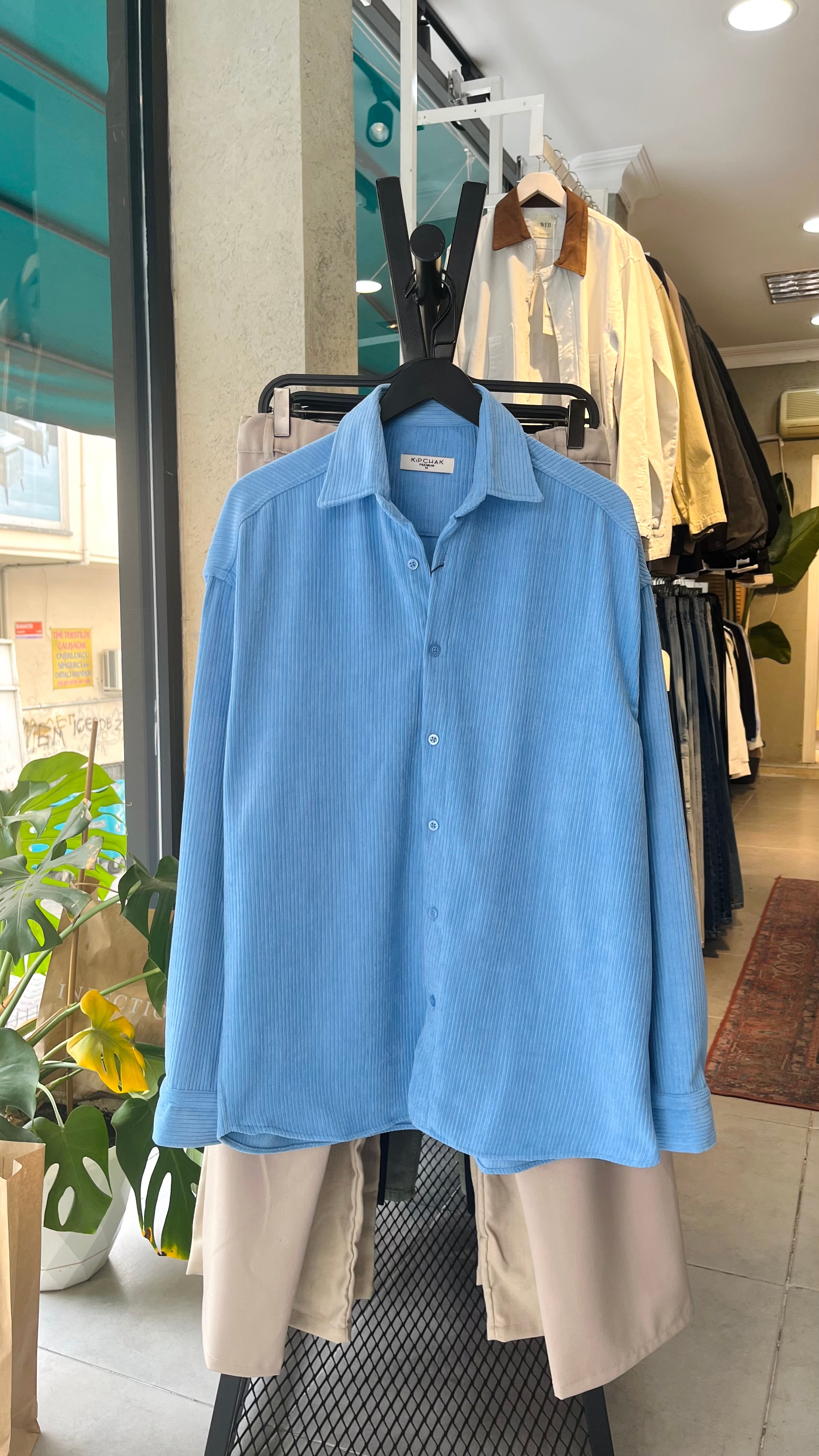 Oversize Bebe Mavisi Kadife Gömlek 5427