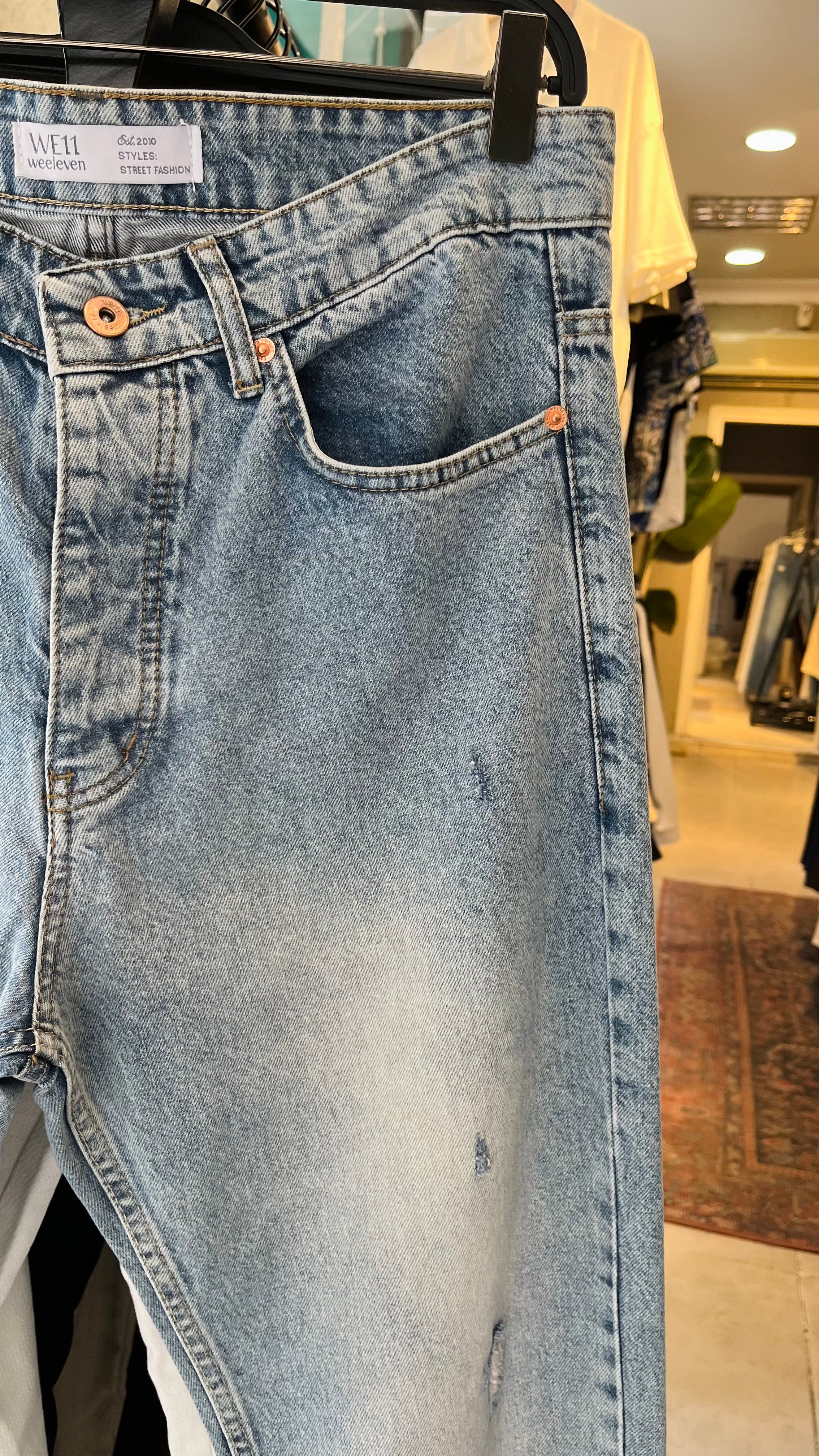 Baggy Mavi Yırtıklı Jean 3240