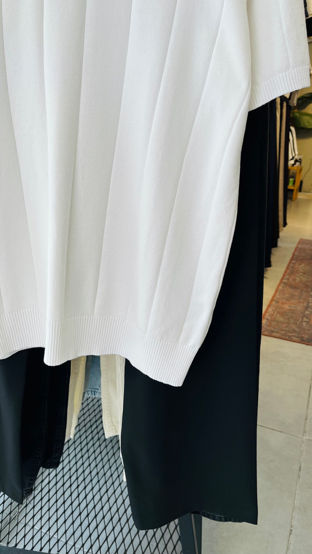 Beyaz Polo Yaka Fermuarlı Triko Tshirt 9436